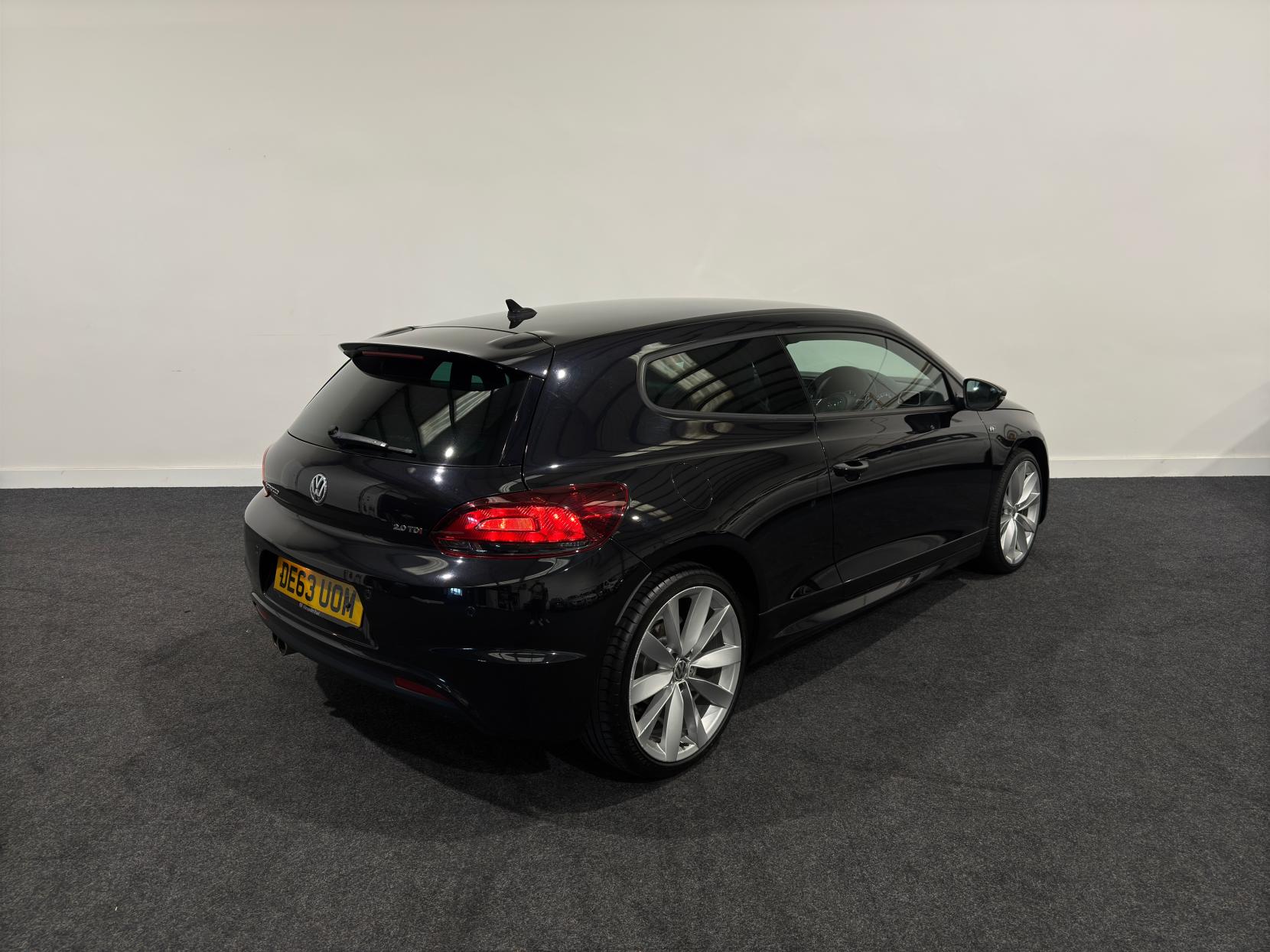 Volkswagen Scirocco 2.0 TDI R-Line Hatchback 3dr Diesel Manual Euro 5 (Leather, Nav) (177 ps)