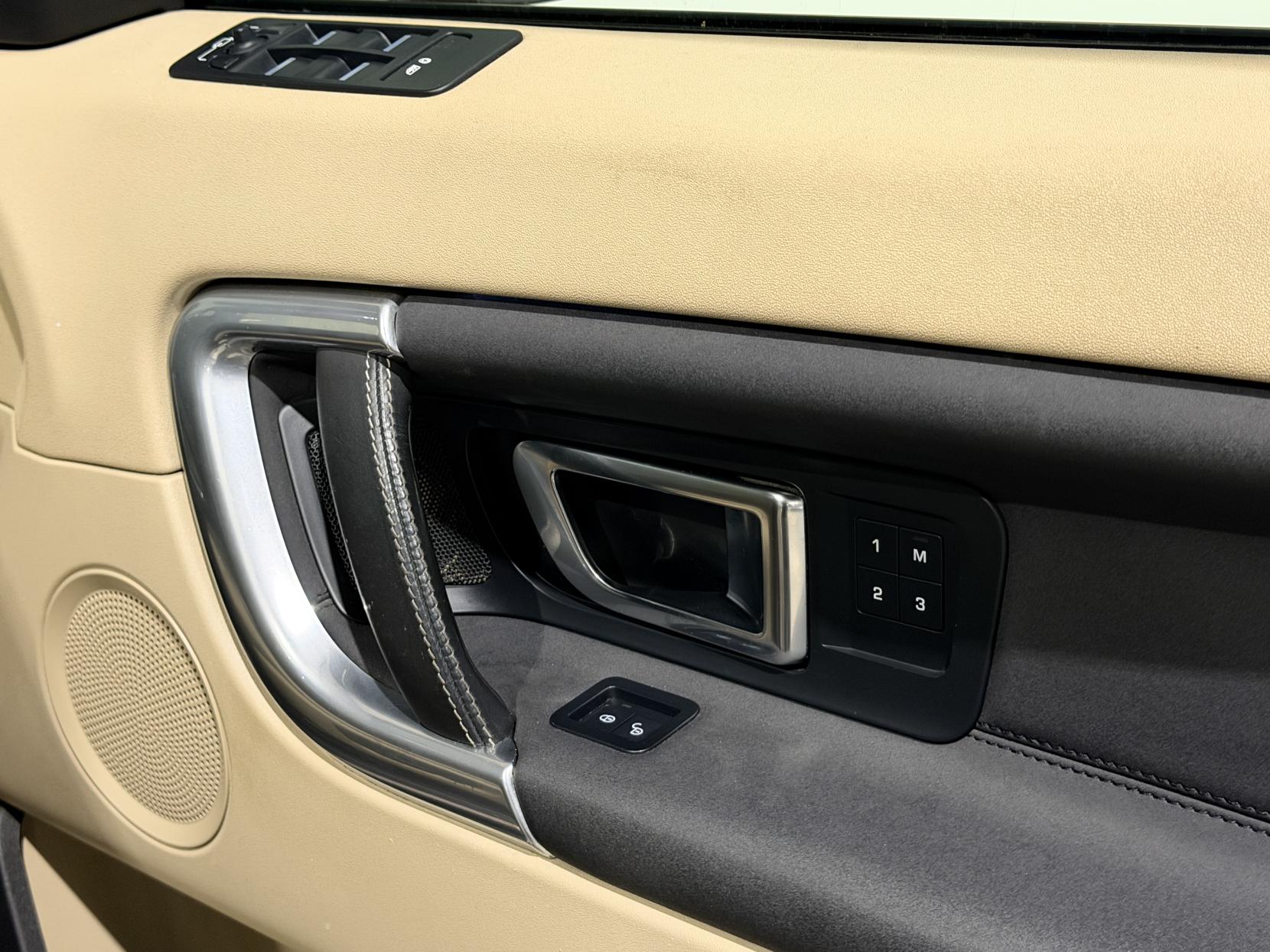 Land Rover Discovery Sport 2.2 SD4 HSE SUV 5dr Diesel Auto 4WD Euro 5 (s/s) (190 ps)