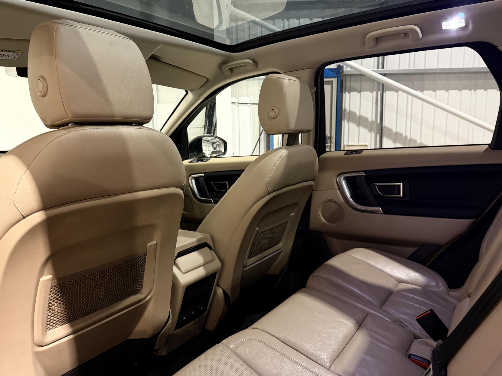 Land Rover Discovery Sport 2.2 SD4 HSE SUV 5dr Diesel Auto 4WD Euro 5 (s/s) (190 ps)