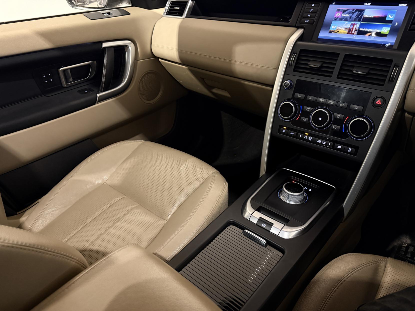 Land Rover Discovery Sport 2.2 SD4 HSE SUV 5dr Diesel Auto 4WD Euro 5 (s/s) (190 ps)