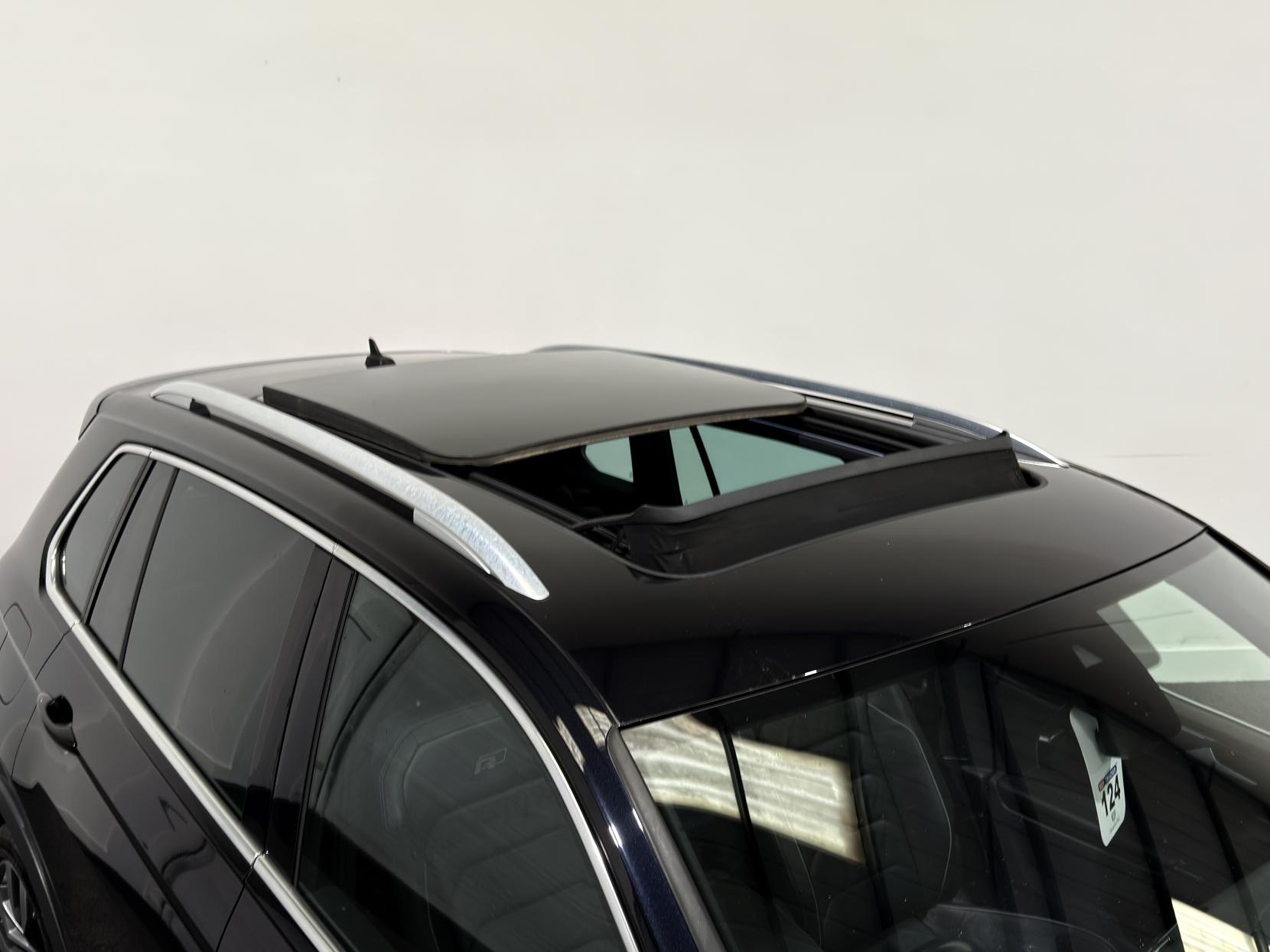 Volkswagen Tiguan 2.0 TDI BlueMotion Tech R-Line SUV 5dr Diesel DSG 4Motion Euro 6 (s/s) (190 ps)