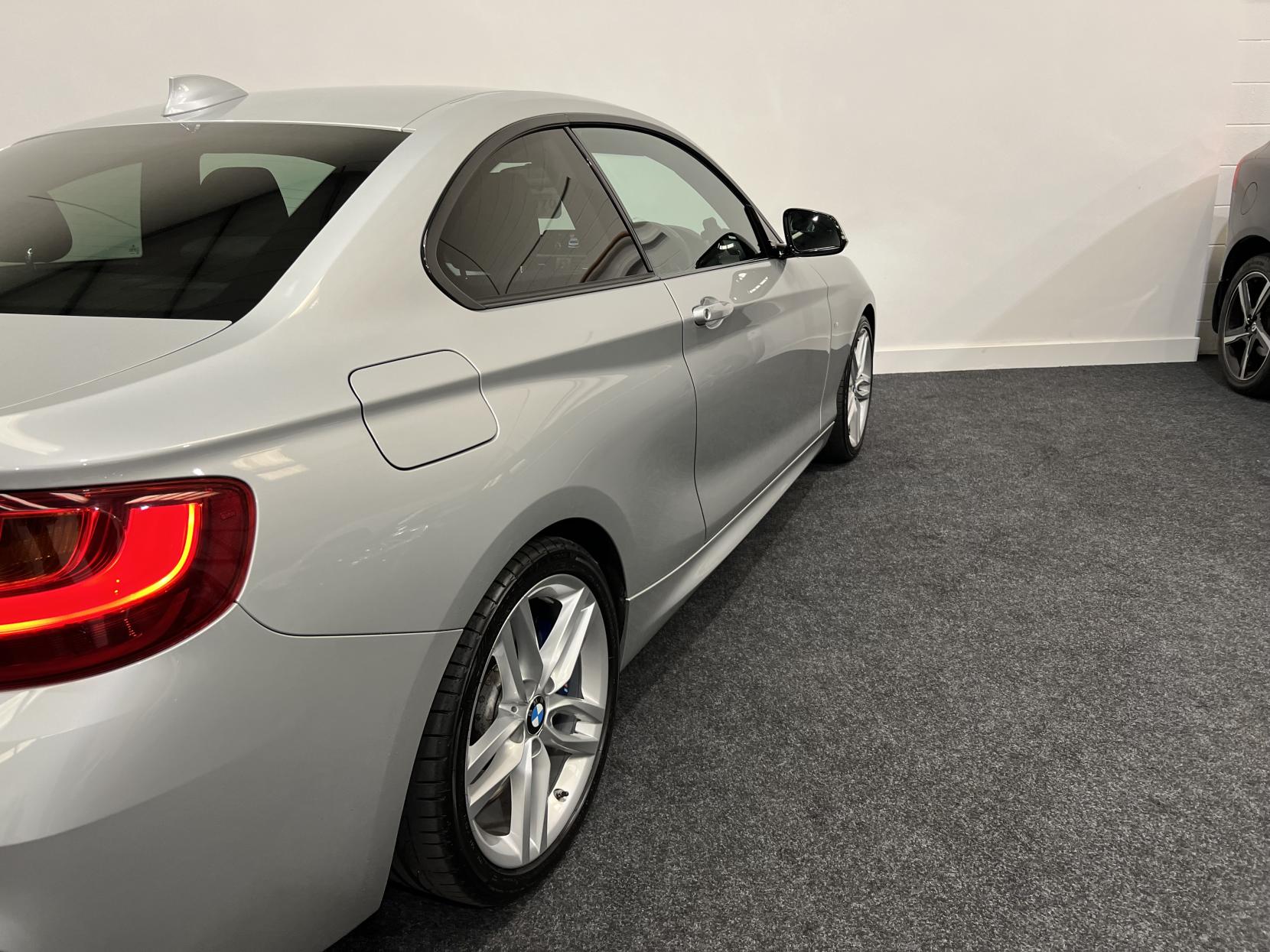 BMW 2 Series 2.0 225d M Sport Coupe 2dr Diesel Auto Euro 6 (s/s) (218 ps)