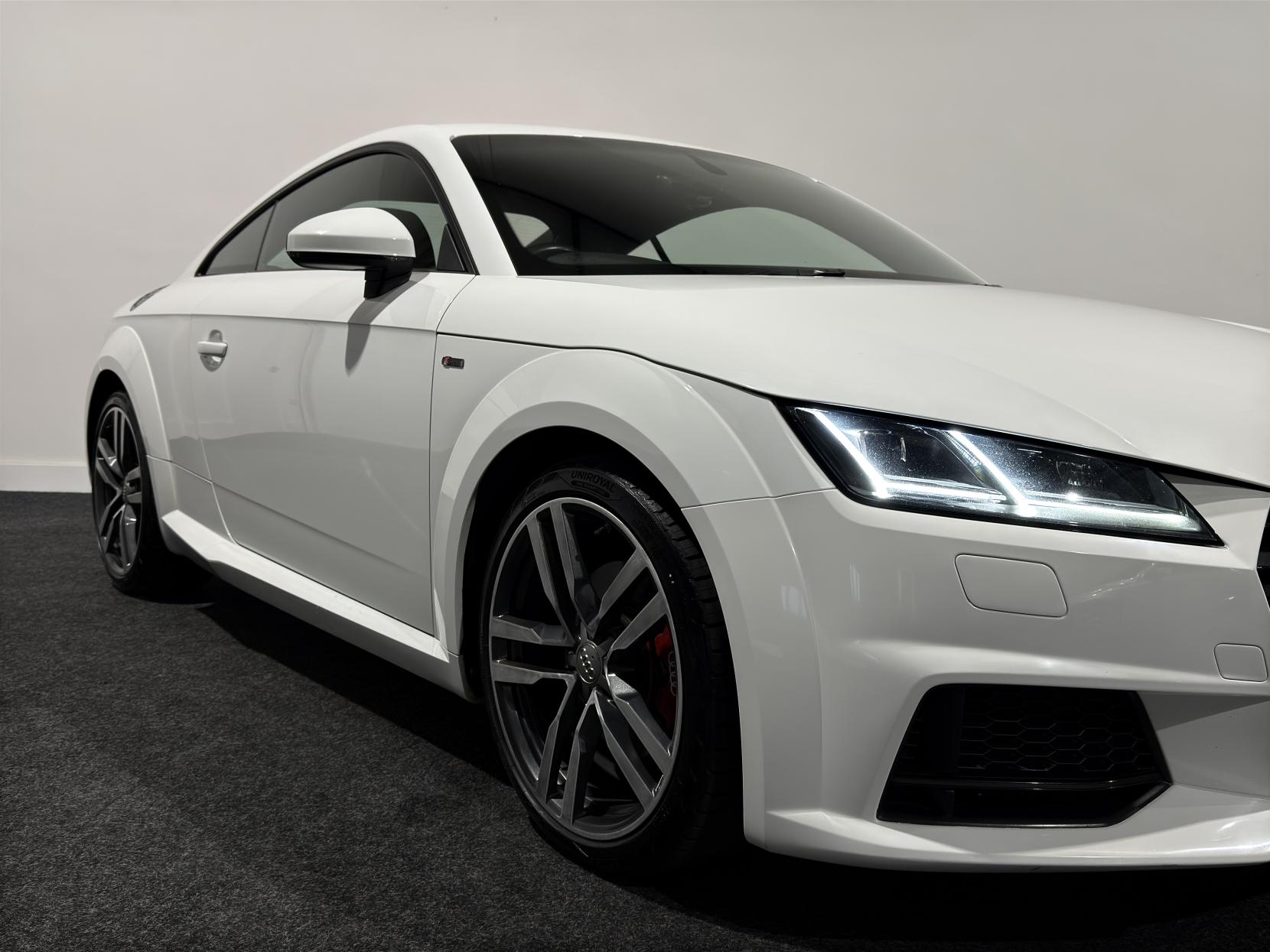 Audi TT 2.0 TDI ultra S line Coupe 3dr Diesel Manual Euro 6 (s/s) (184 ps)