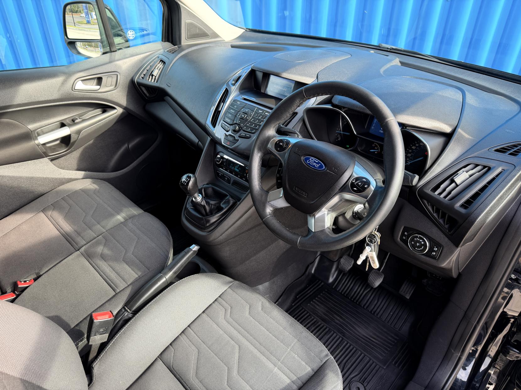 Ford Transit Connect 1.6 TDCi 240 Limited Panel Van 4dr Diesel Manual L2 H1 (128 g/km, 113 bhp)