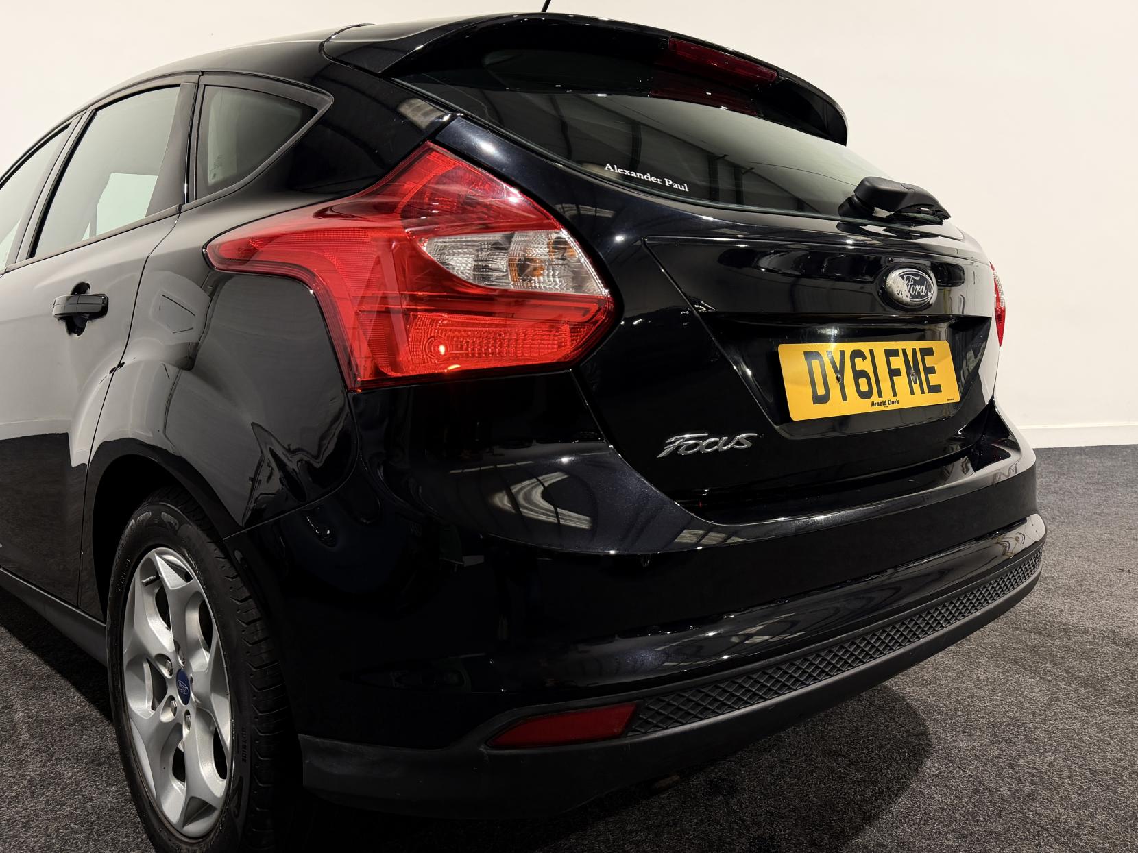 Ford Focus 1.6 Edge Hatchback 5dr Petrol Manual Euro 5 (105 ps)