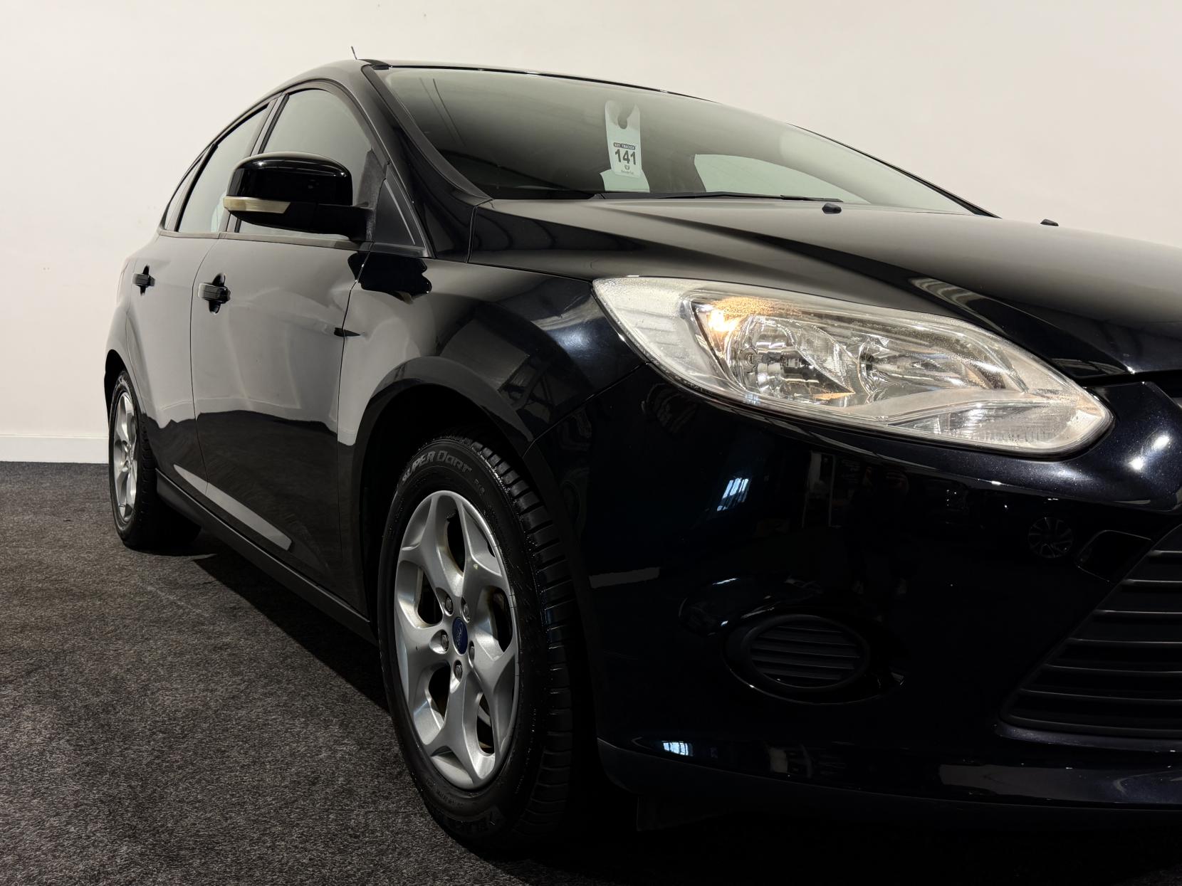 Ford Focus 1.6 Edge Hatchback 5dr Petrol Manual Euro 5 (105 ps)