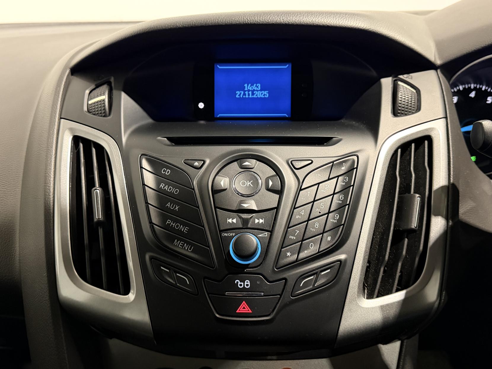 Ford Focus 1.6 Edge Hatchback 5dr Petrol Manual Euro 5 (105 ps)