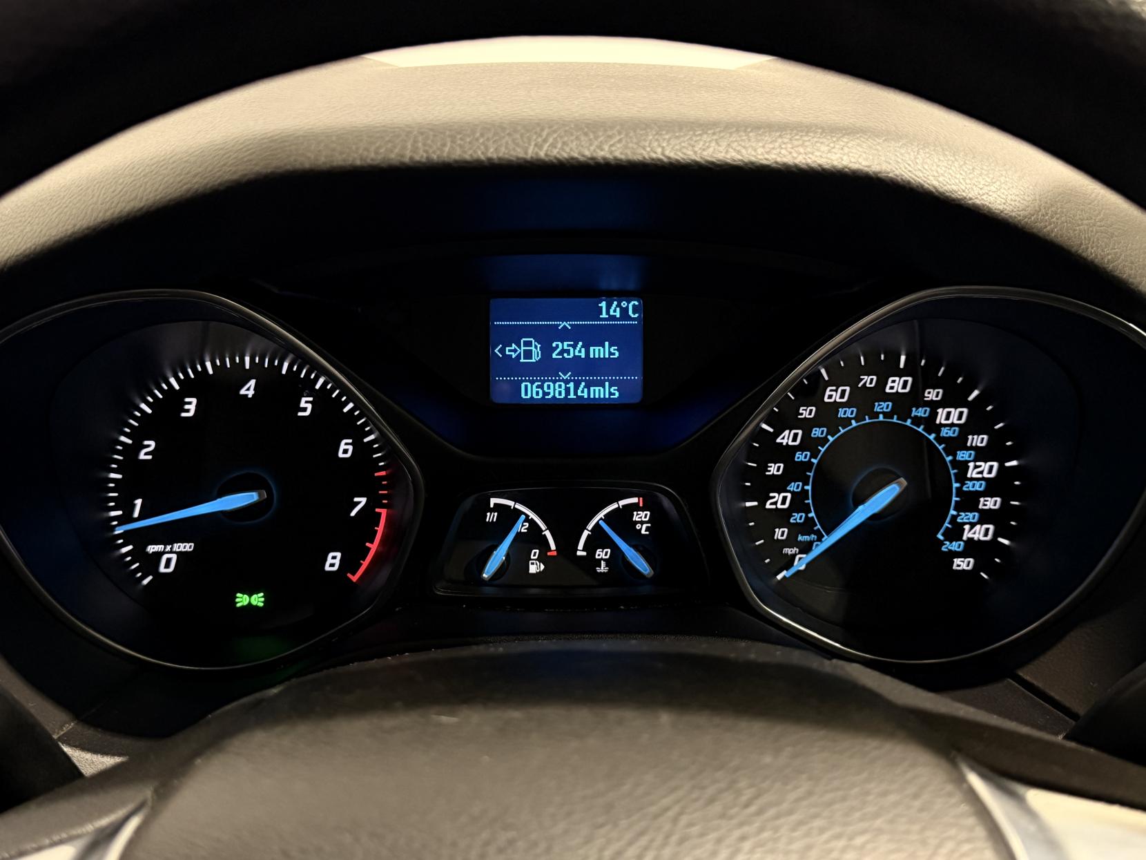 Ford Focus 1.6 Edge Hatchback 5dr Petrol Manual Euro 5 (105 ps)