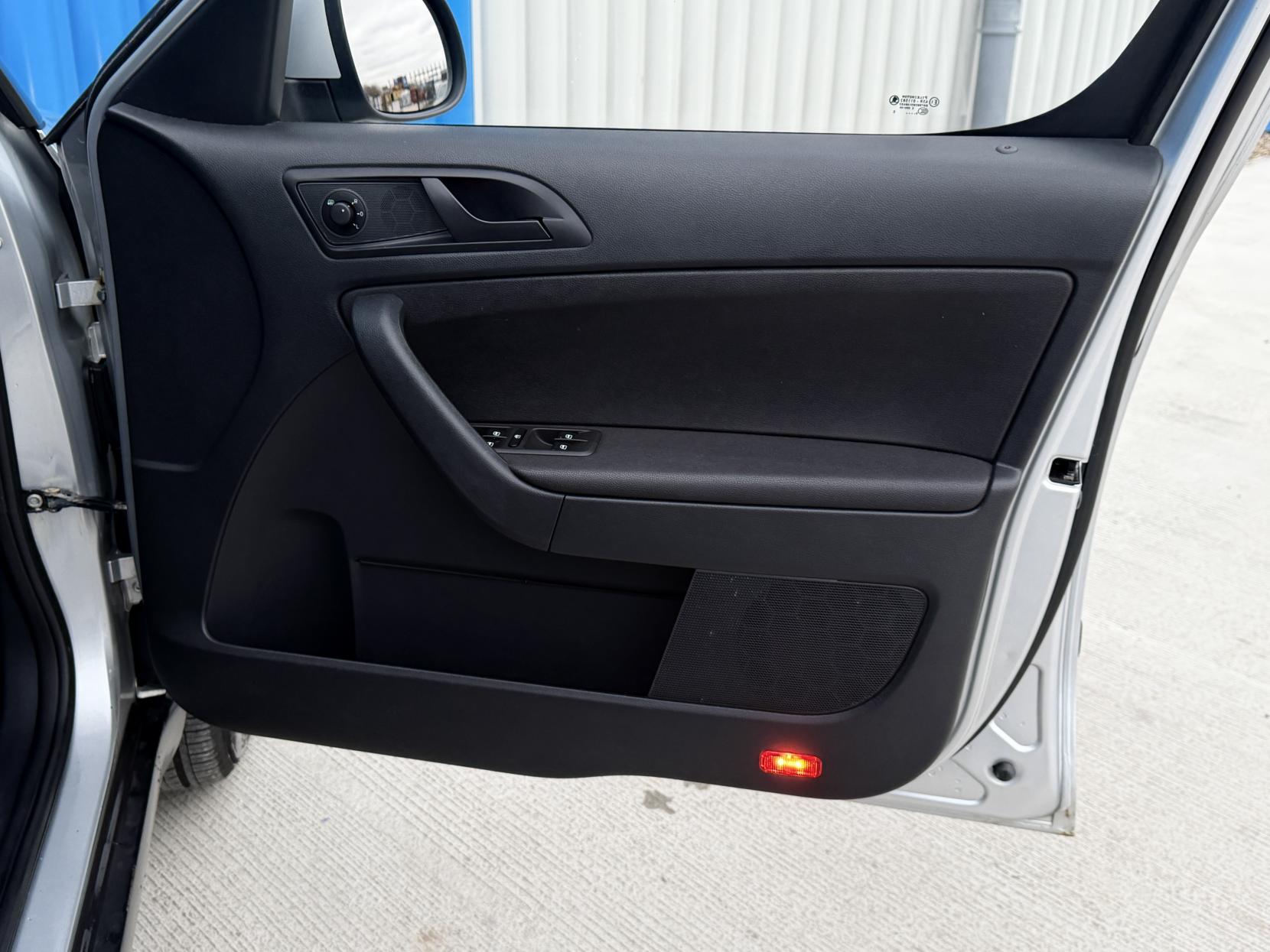 Skoda Yeti 2.0 TDI S Outdoor 5dr Diesel Manual Euro 5 (110 ps)