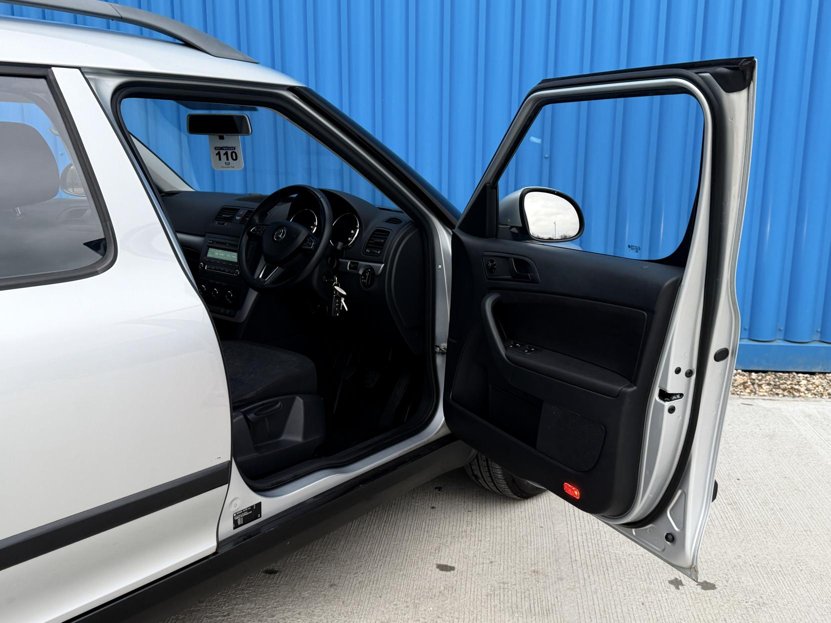 Skoda Yeti 2.0 TDI S Outdoor 5dr Diesel Manual Euro 5 (110 ps)