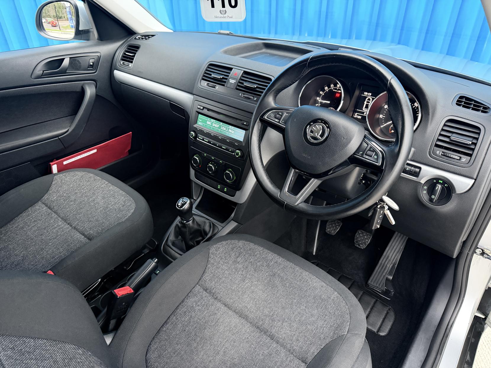 Skoda Yeti 2.0 TDI S Outdoor 5dr Diesel Manual Euro 5 (110 ps)