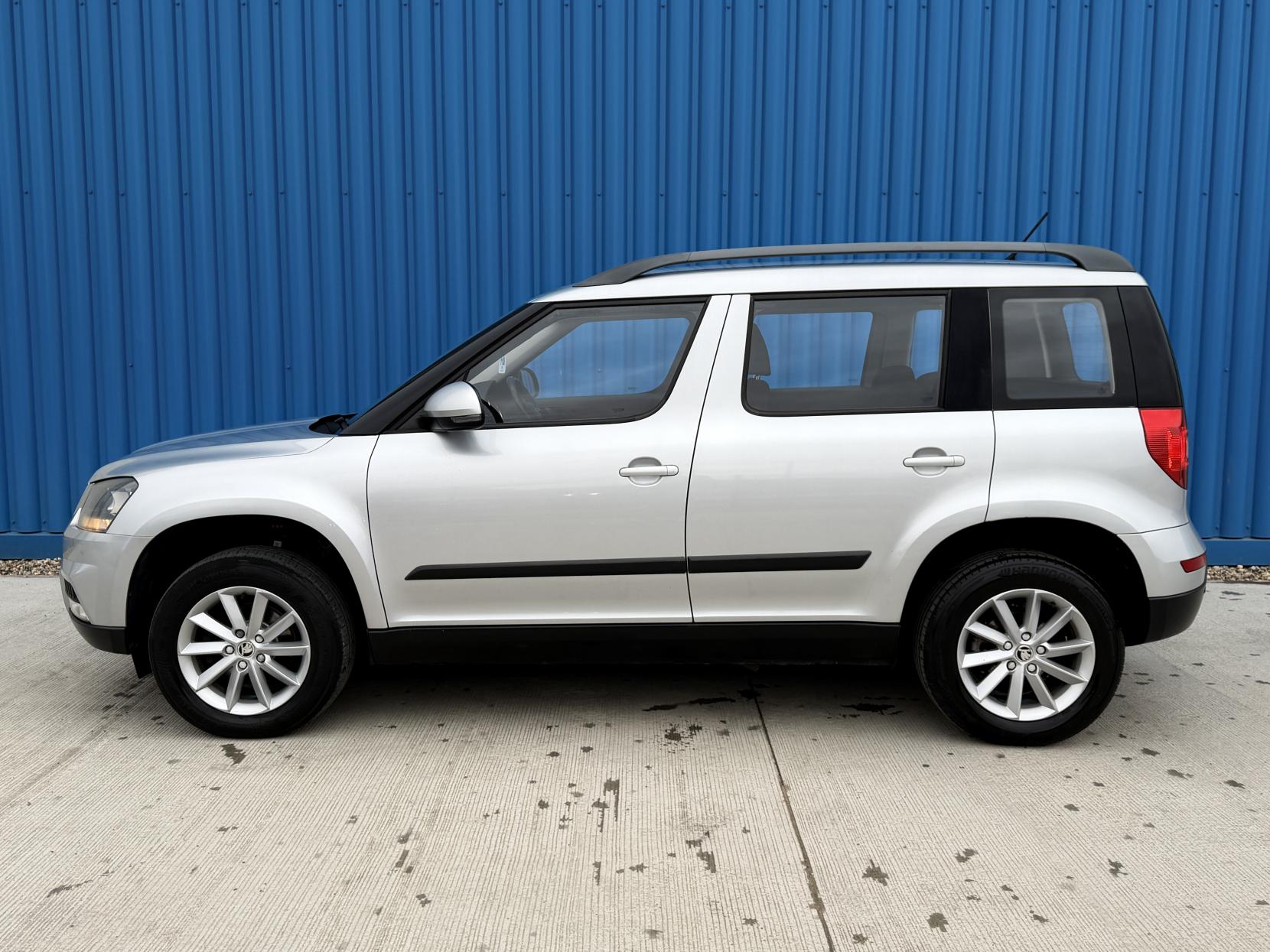 Skoda Yeti 2.0 TDI S Outdoor 5dr Diesel Manual Euro 5 (110 ps)
