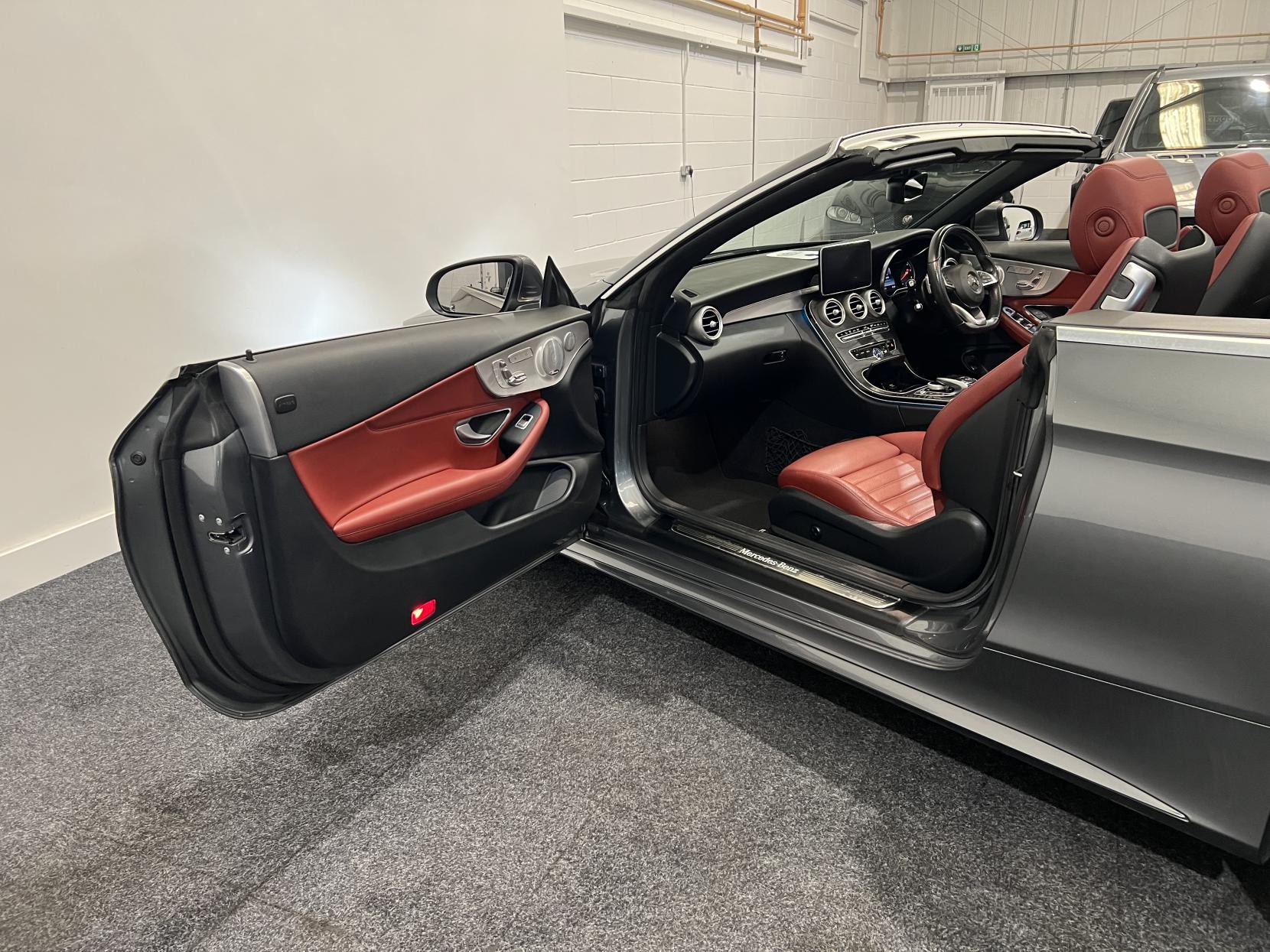 Mercedes-Benz C Class 2.1 C220d AMG Line (Premium Plus) Cabriolet 2dr Diesel G-Tronic+ 4MATIC Euro 6 (s/s) (170 ps)