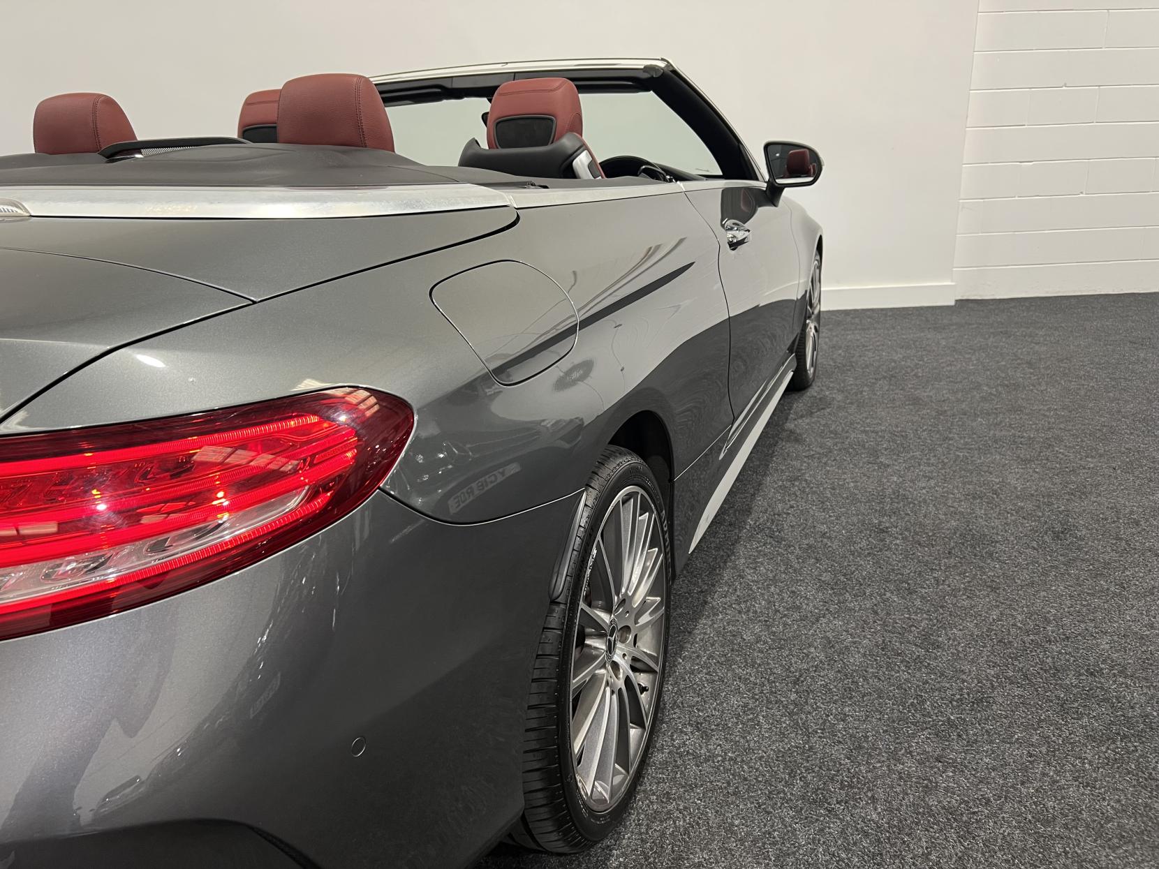 Mercedes-Benz C Class 2.1 C220d AMG Line (Premium Plus) Cabriolet 2dr Diesel G-Tronic+ 4MATIC Euro 6 (s/s) (170 ps)