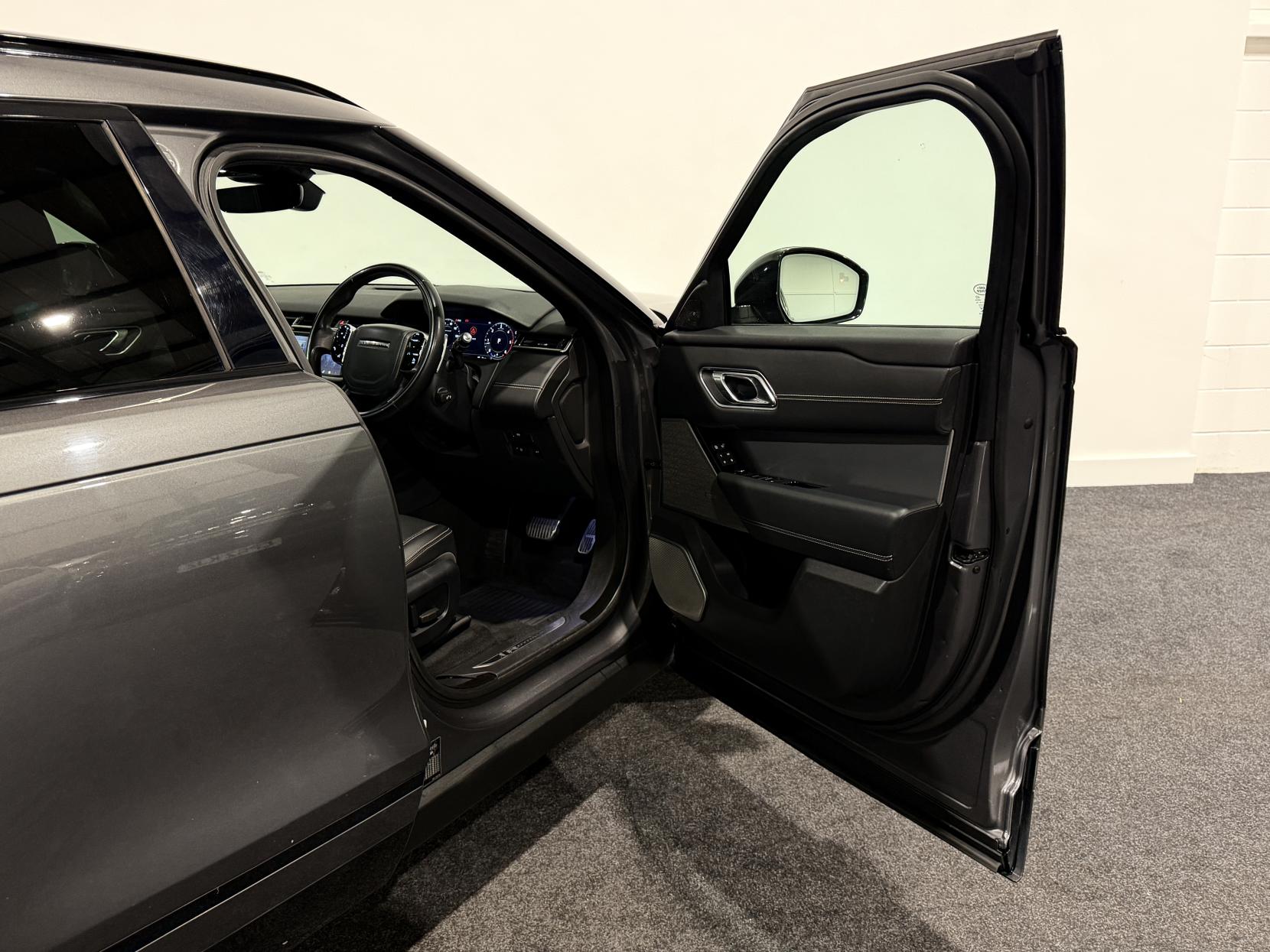 Land Rover Range Rover Velar 2.0 D180 R-Dynamic SE SUV 5dr Diesel Auto 4WD Euro 6 (s/s) (180 ps)