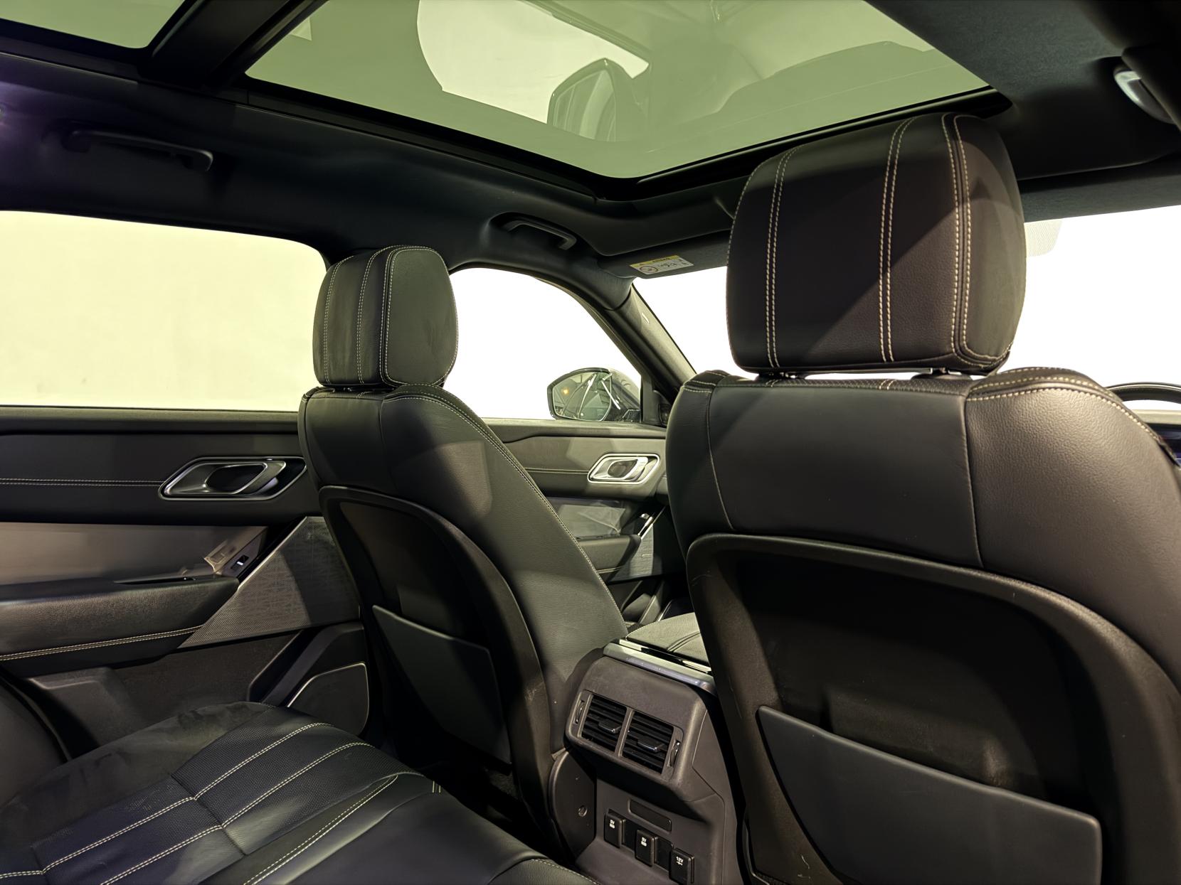 Land Rover Range Rover Velar 2.0 D180 R-Dynamic SE SUV 5dr Diesel Auto 4WD Euro 6 (s/s) (180 ps)