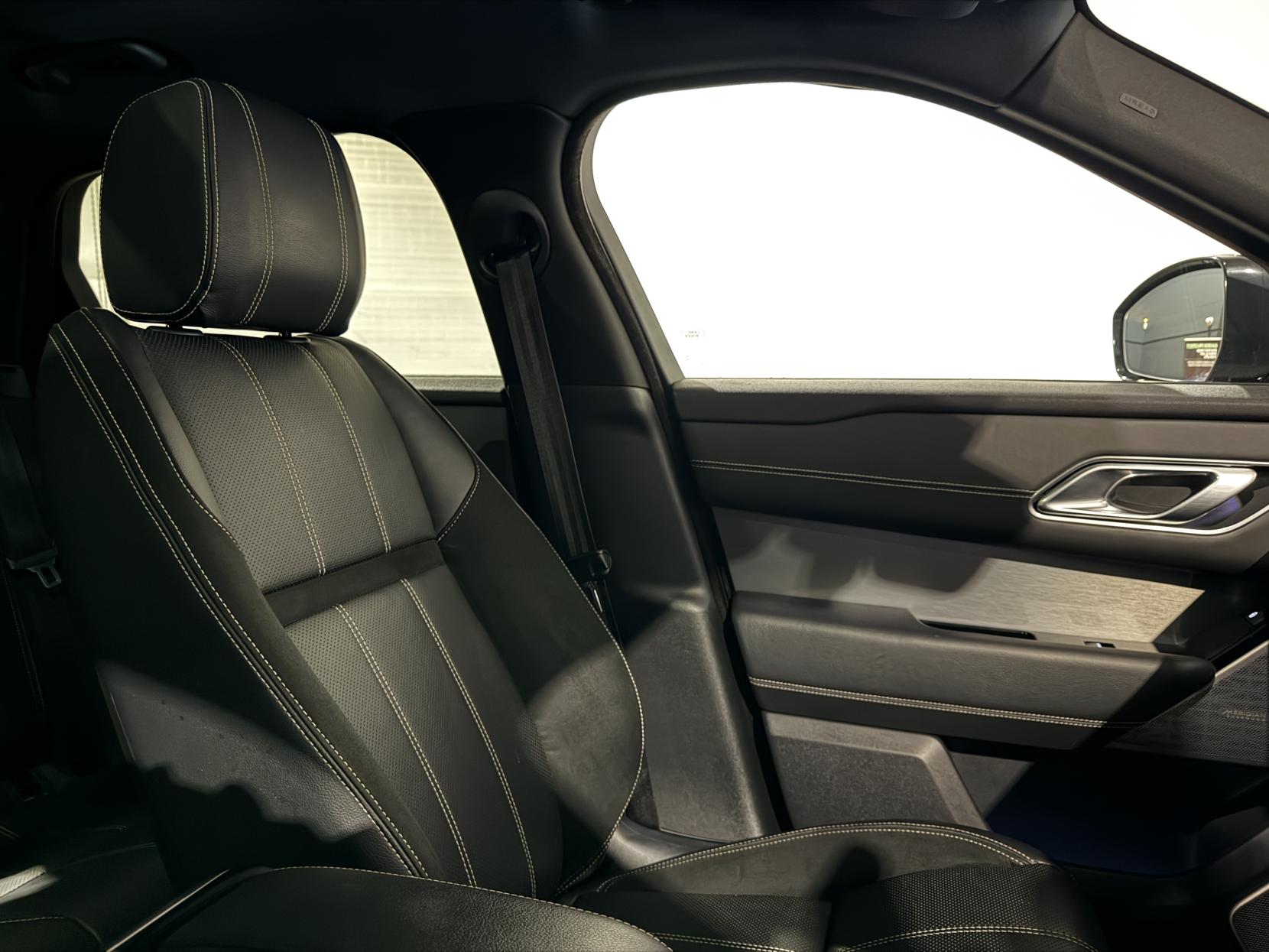 Land Rover Range Rover Velar 2.0 D180 R-Dynamic SE SUV 5dr Diesel Auto 4WD Euro 6 (s/s) (180 ps)