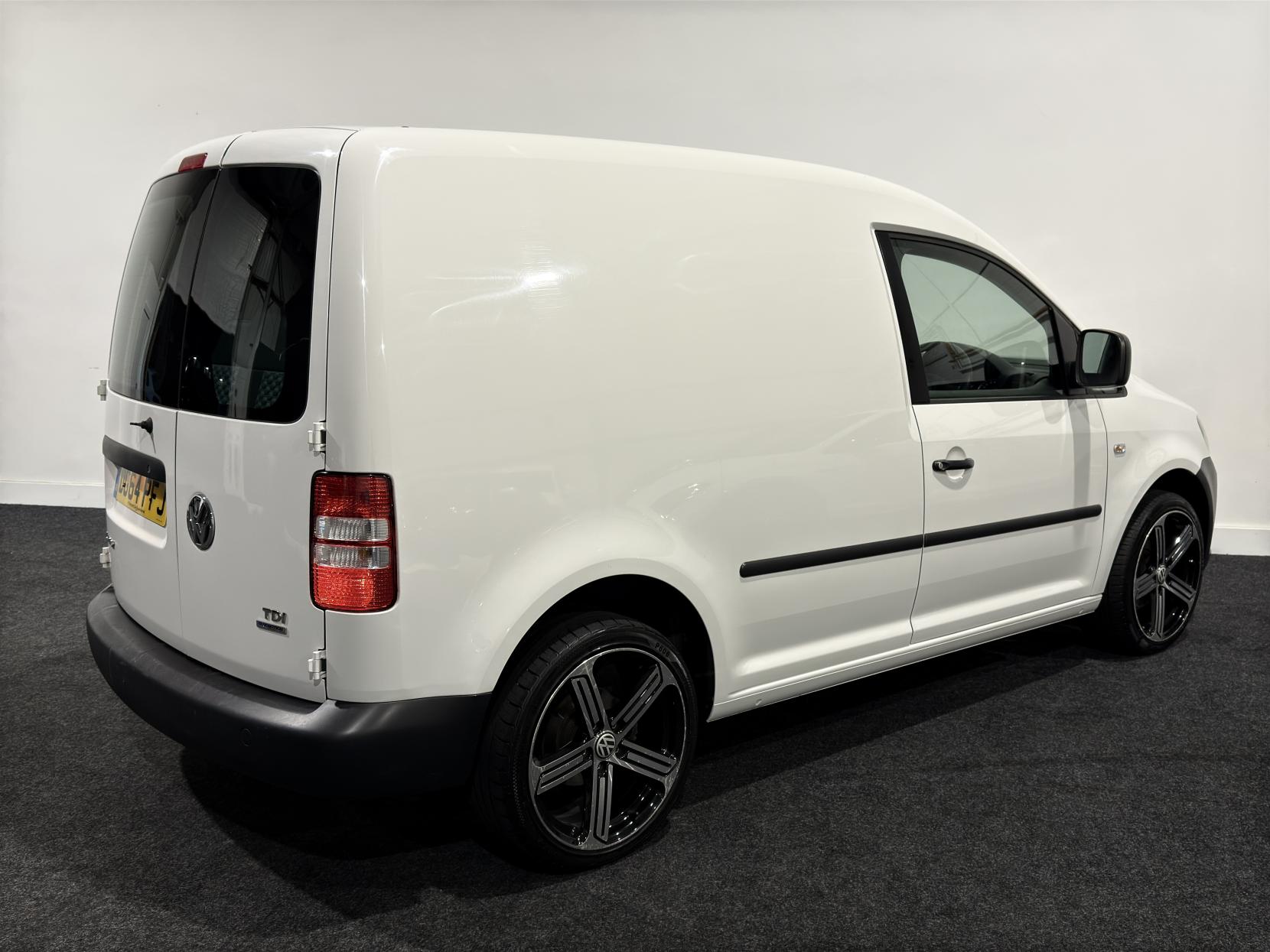 Volkswagen Caddy 1.6 TDI C20 CR Startline Panel Van 5dr Diesel Manual SWB Euro 5 (102 ps)