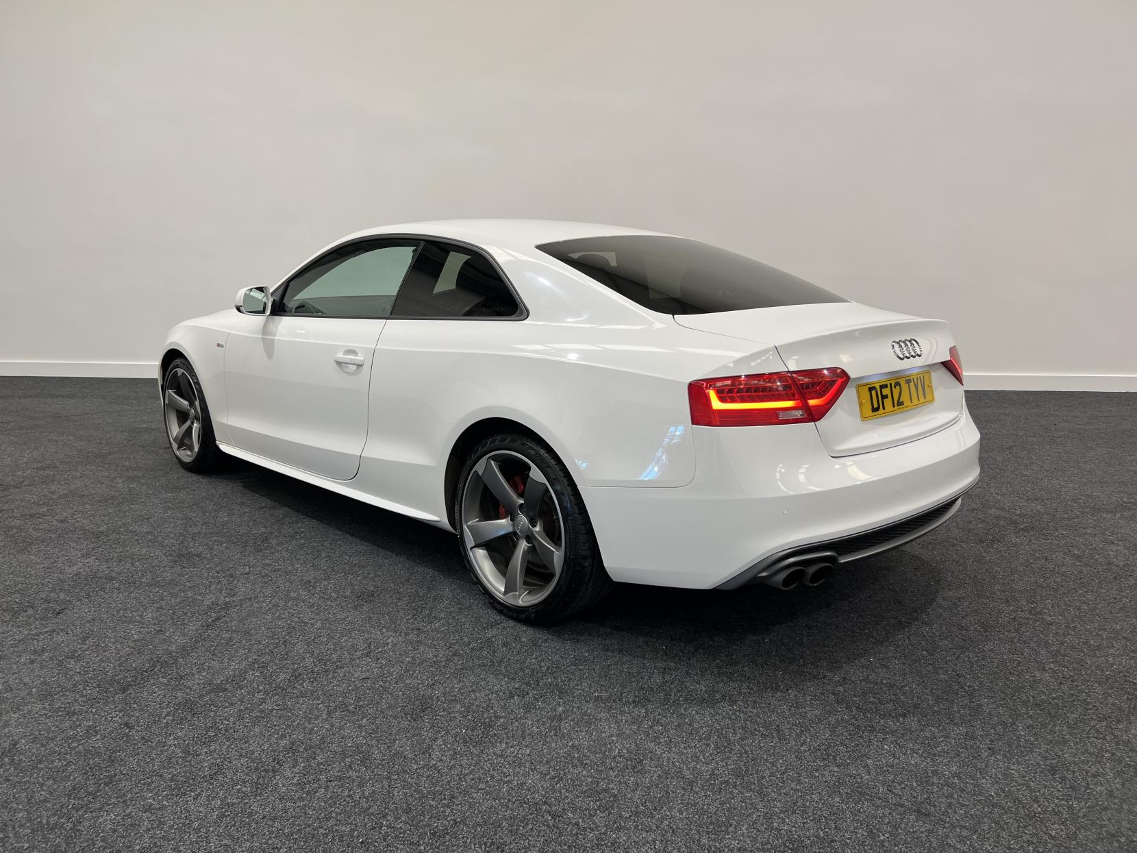 Audi A5 2.0 TDI Black Edition Coupe 2dr Diesel Manual quattro Euro 5 (s/s) (177 ps)