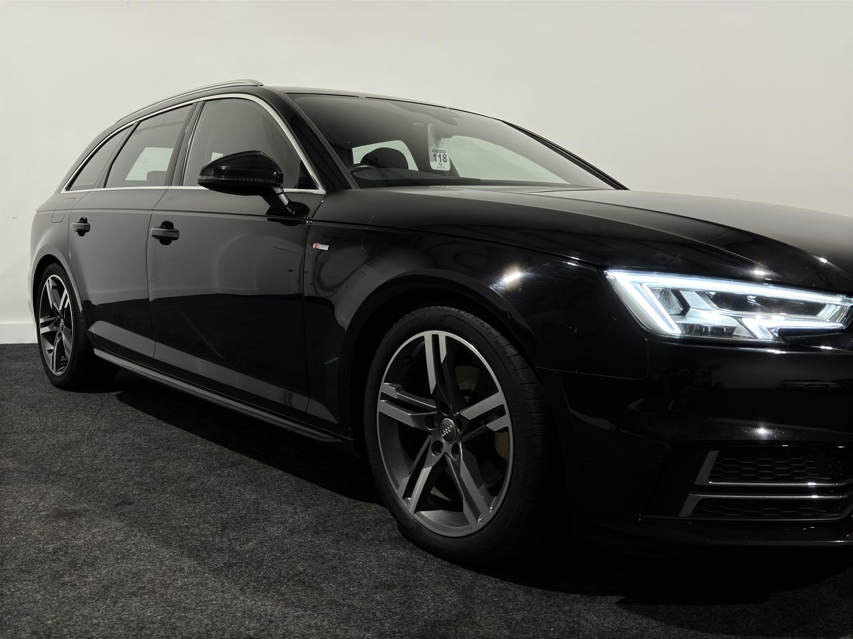 Audi A4 Avant 2.0 TDI S line Estate 5dr Diesel Manual Euro 6 (s/s) (150 ps)