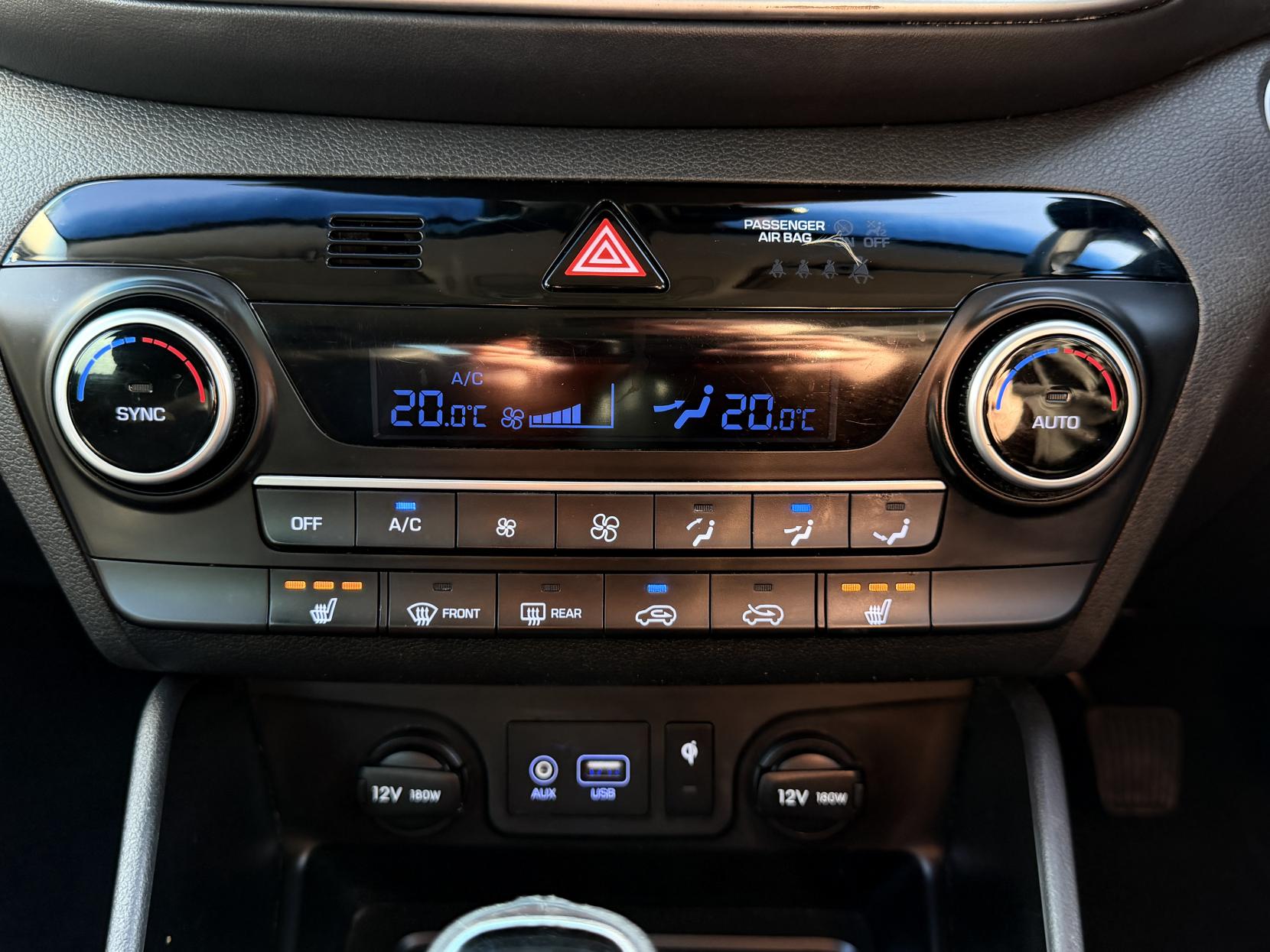 Hyundai TUCSON 1.6 GDi Premium SUV 5dr Petrol Manual Euro 6 (s/s) (132 ps)