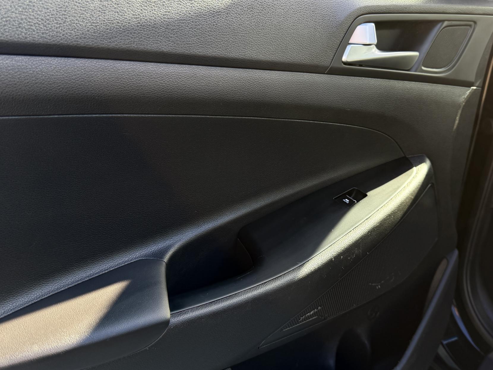 Hyundai TUCSON 1.6 GDi Premium SUV 5dr Petrol Manual Euro 6 (s/s) (132 ps)