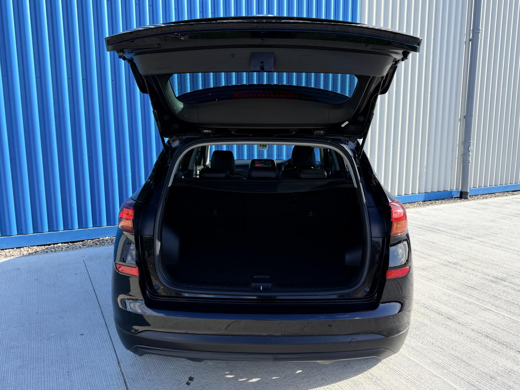 Hyundai TUCSON 1.6 GDi Premium SUV 5dr Petrol Manual Euro 6 (s/s) (132 ps)