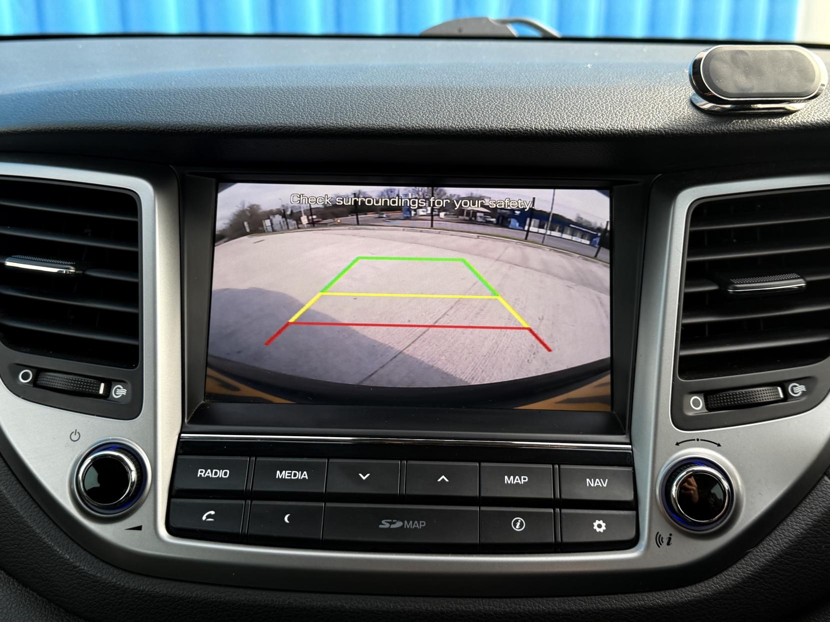 Hyundai TUCSON 1.7 CRDi Blue Drive Premium SUV 5dr Diesel DCT Euro 6 (s/s) (141 ps)