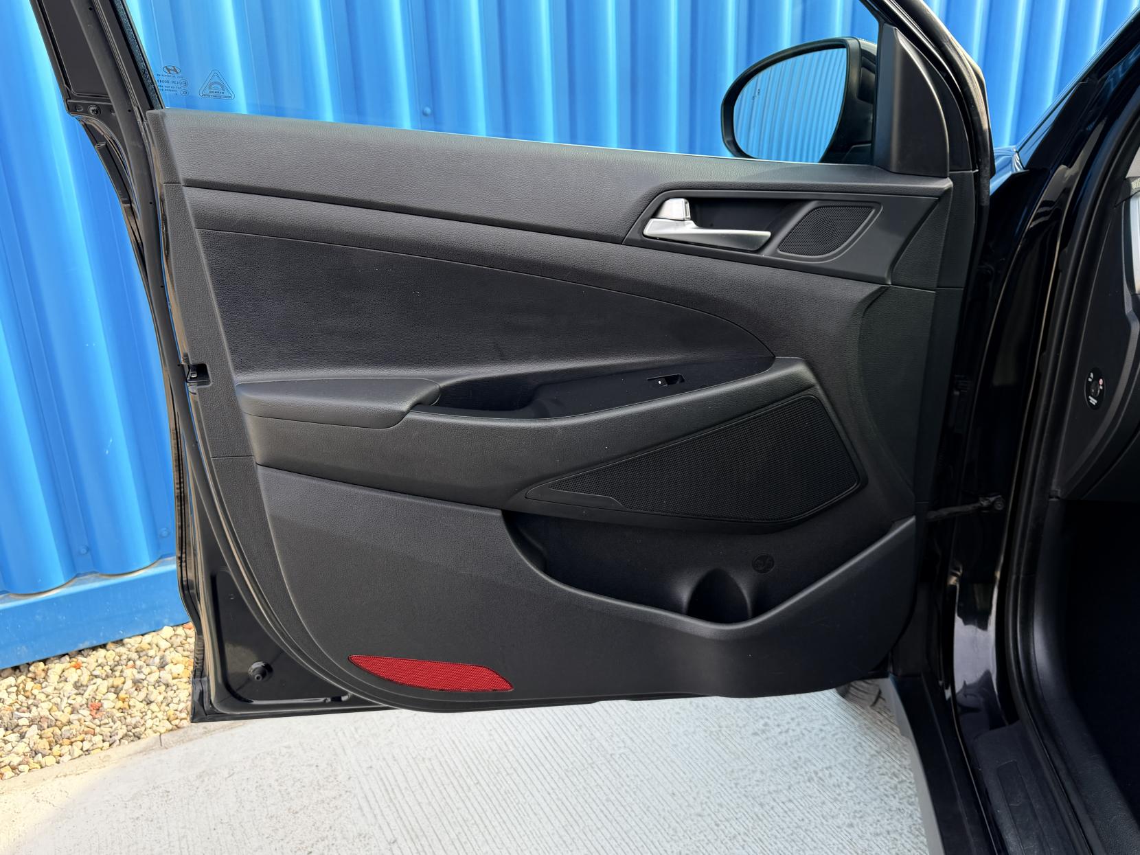 Hyundai TUCSON 1.7 CRDi Blue Drive Premium SUV 5dr Diesel DCT Euro 6 (s/s) (141 ps)