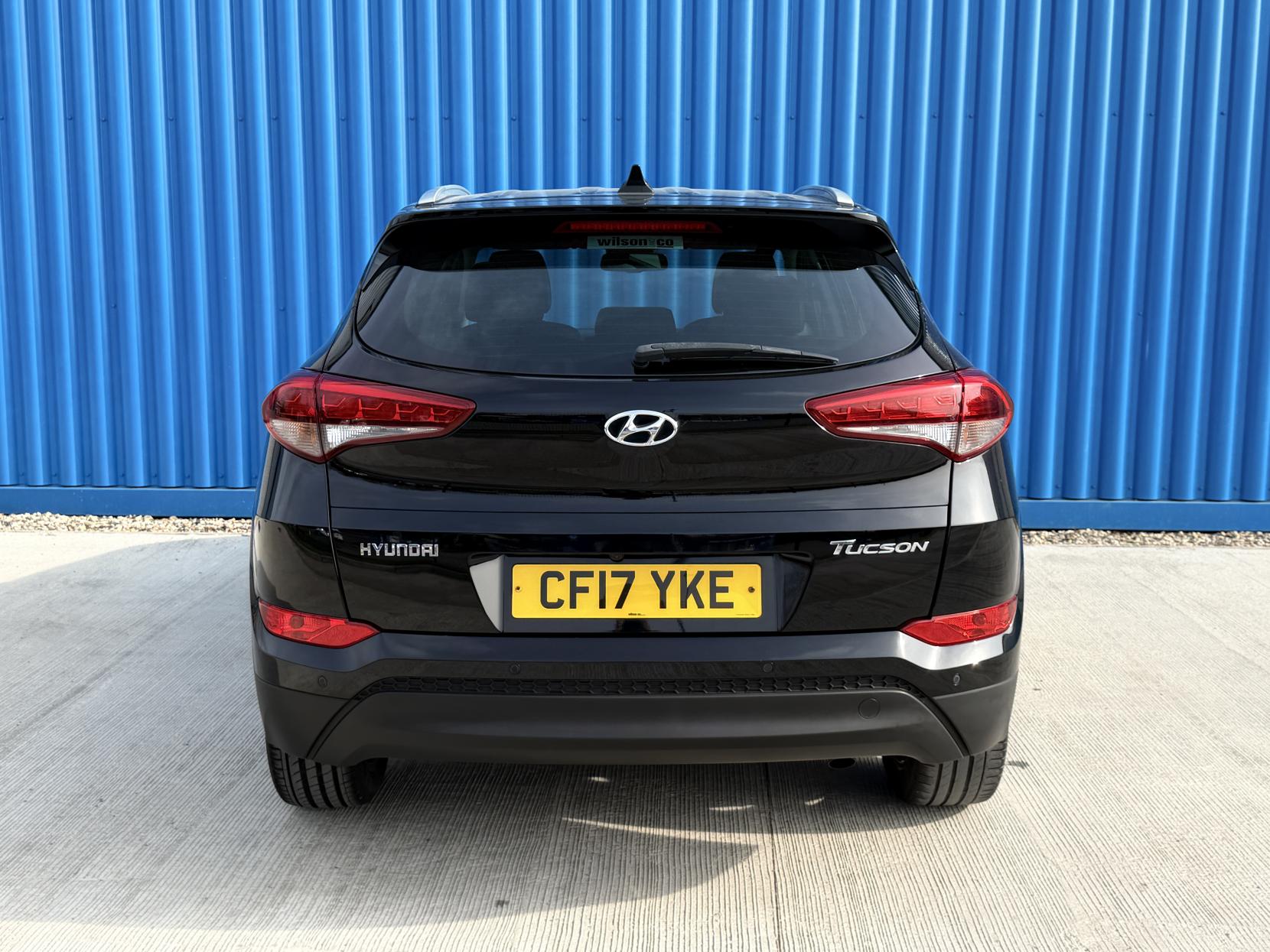 Hyundai TUCSON 1.7 CRDi Blue Drive Premium SUV 5dr Diesel DCT Euro 6 (s/s) (141 ps)