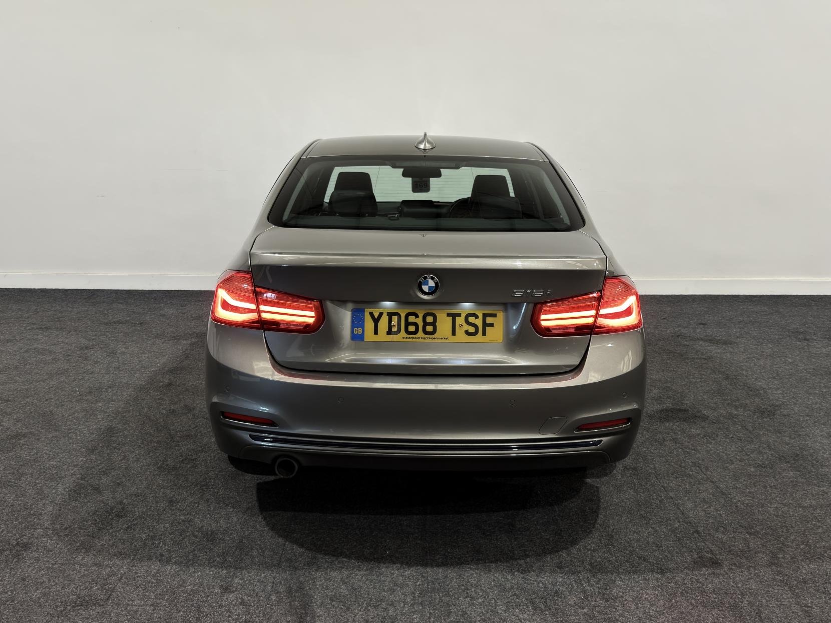BMW 3 Series 1.5 318i Sport Saloon 4dr Petrol Manual Euro 6 (s/s) (136 ps)