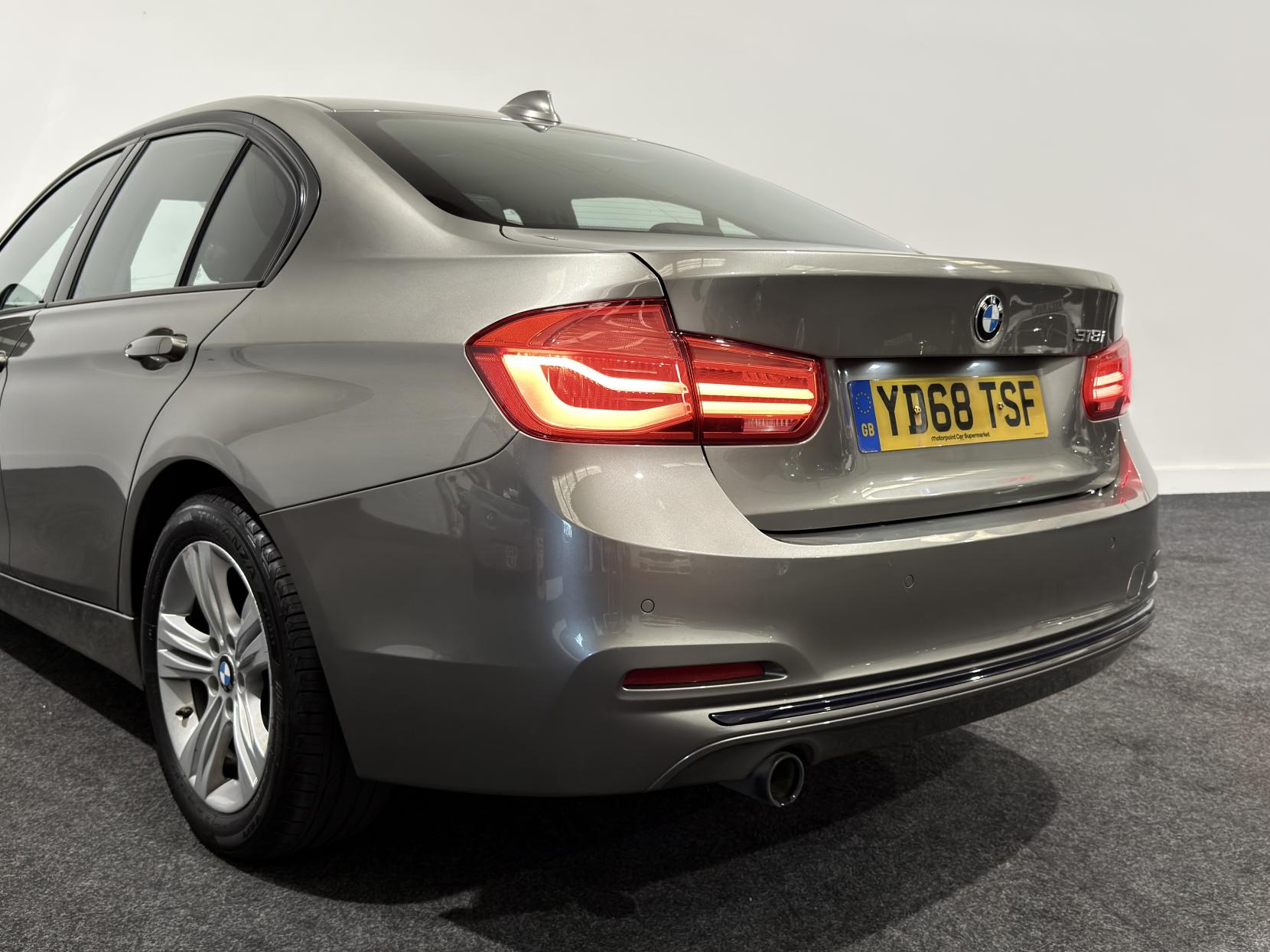 BMW 3 Series 1.5 318i Sport Saloon 4dr Petrol Manual Euro 6 (s/s) (136 ps)
