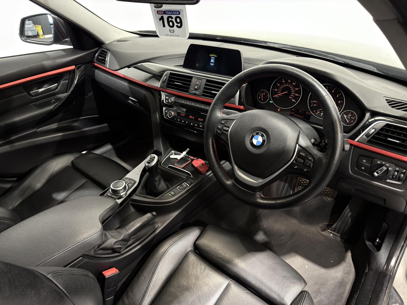 BMW 3 Series 1.5 318i Sport Saloon 4dr Petrol Manual Euro 6 (s/s) (136 ps)