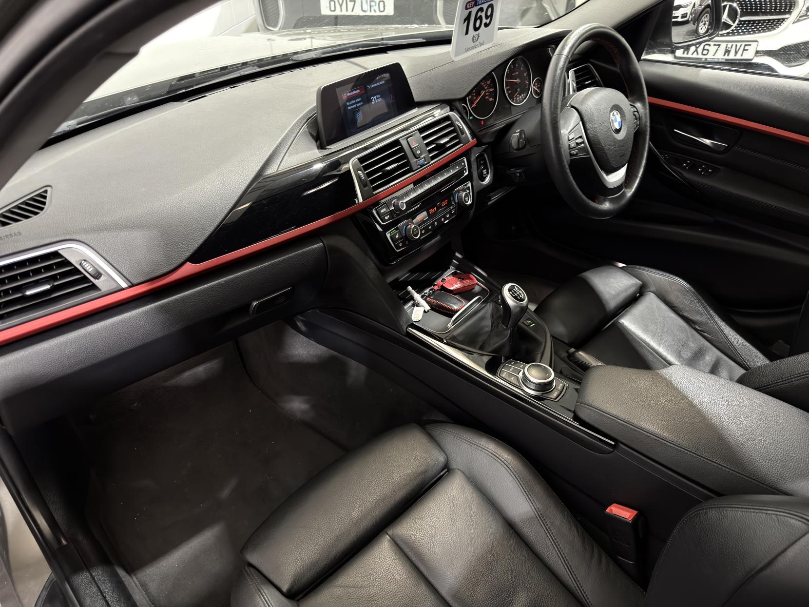 BMW 3 Series 1.5 318i Sport Saloon 4dr Petrol Manual Euro 6 (s/s) (136 ps)