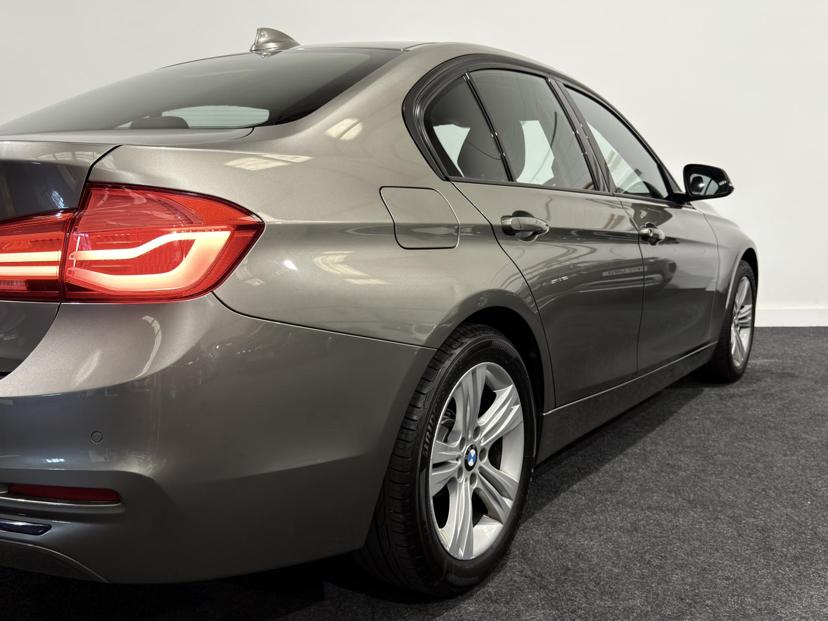 BMW 3 Series 1.5 318i Sport Saloon 4dr Petrol Manual Euro 6 (s/s) (136 ps)