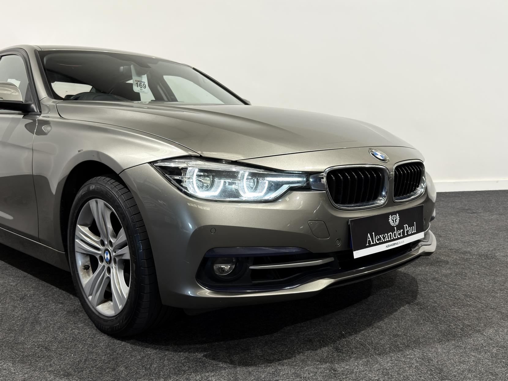 BMW 3 Series 1.5 318i Sport Saloon 4dr Petrol Manual Euro 6 (s/s) (136 ps)