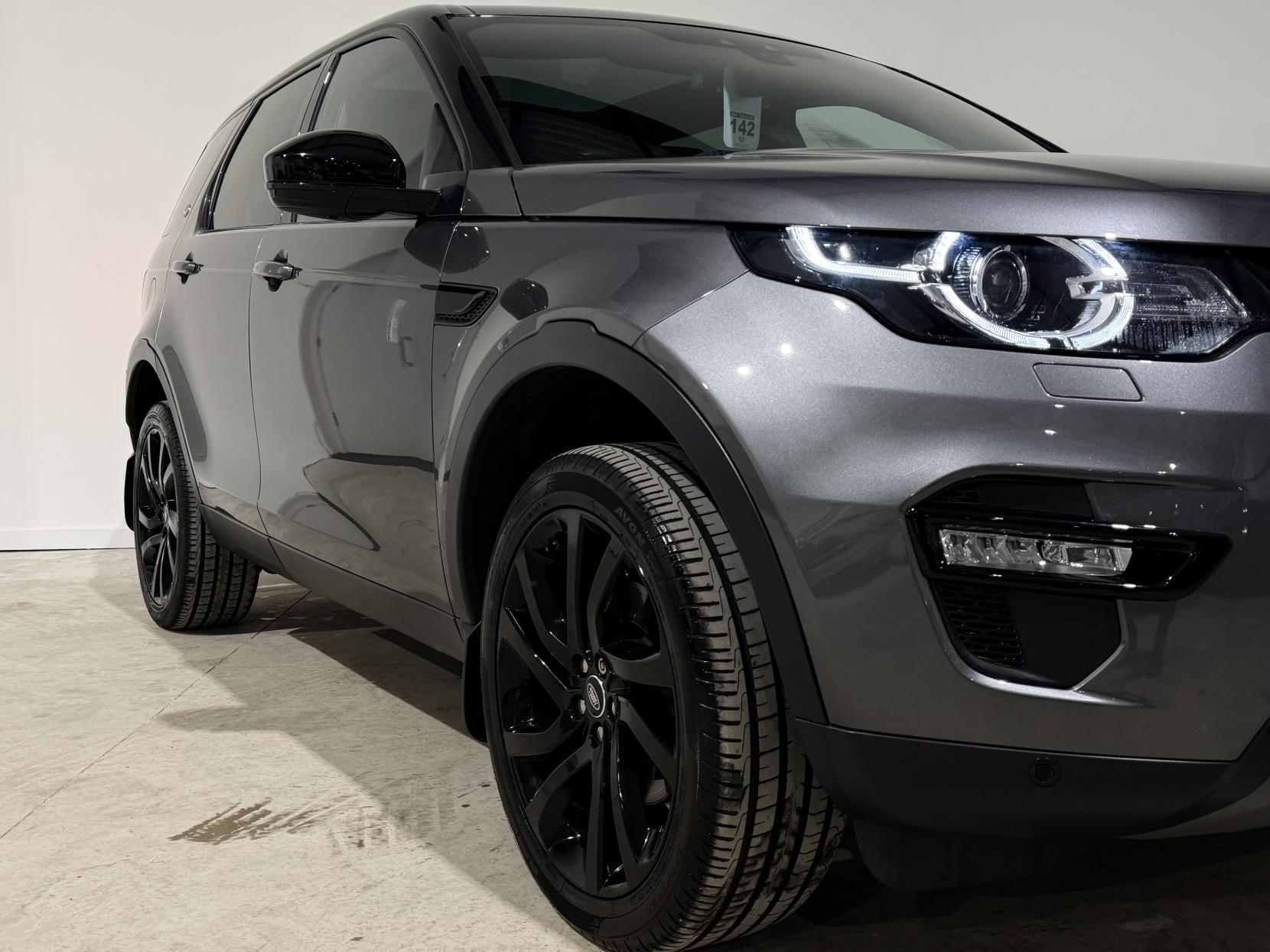 Land Rover Discovery Sport 2.0 TD4 HSE Black SUV 5dr Diesel Auto 4WD Euro 6 (s/s) (180 ps)