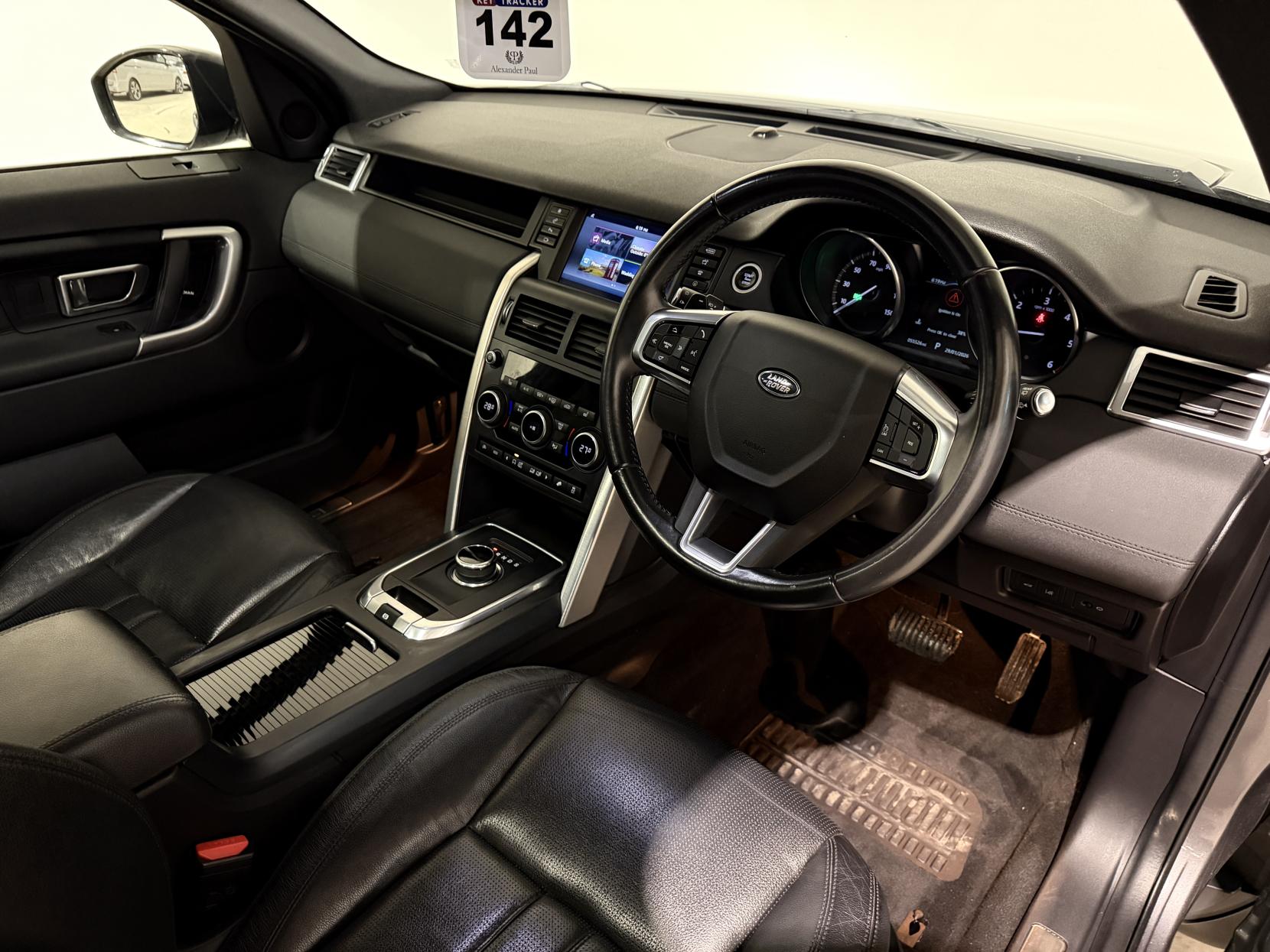 Land Rover Discovery Sport 2.0 TD4 HSE Black SUV 5dr Diesel Auto 4WD Euro 6 (s/s) (180 ps)