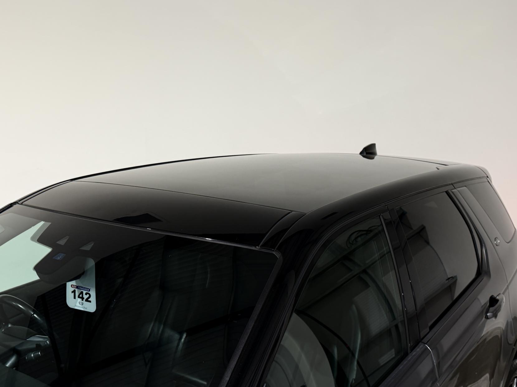 Land Rover Discovery Sport 2.0 TD4 HSE Black SUV 5dr Diesel Auto 4WD Euro 6 (s/s) (180 ps)