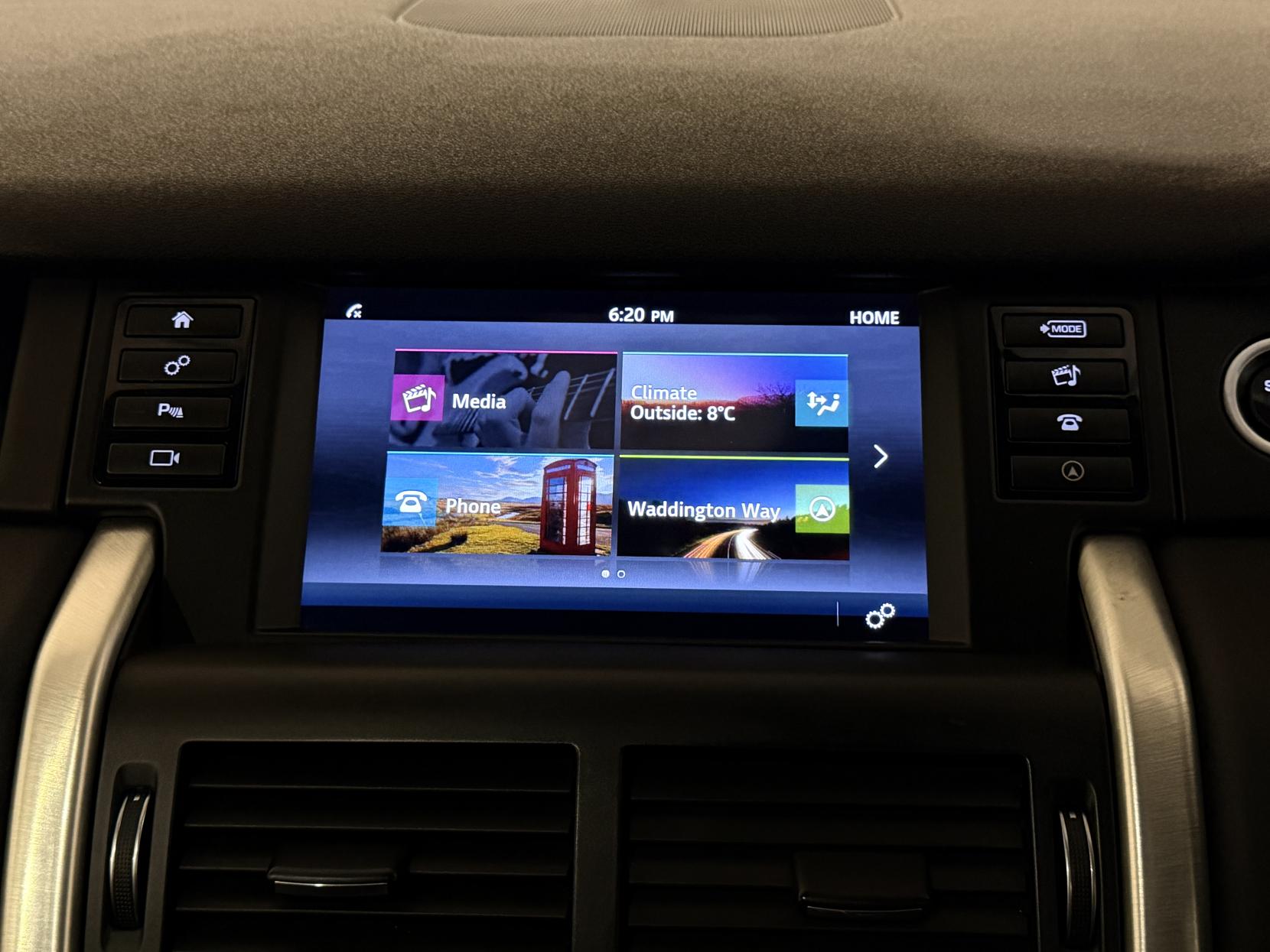 Land Rover Discovery Sport 2.0 TD4 HSE Black SUV 5dr Diesel Auto 4WD Euro 6 (s/s) (180 ps)