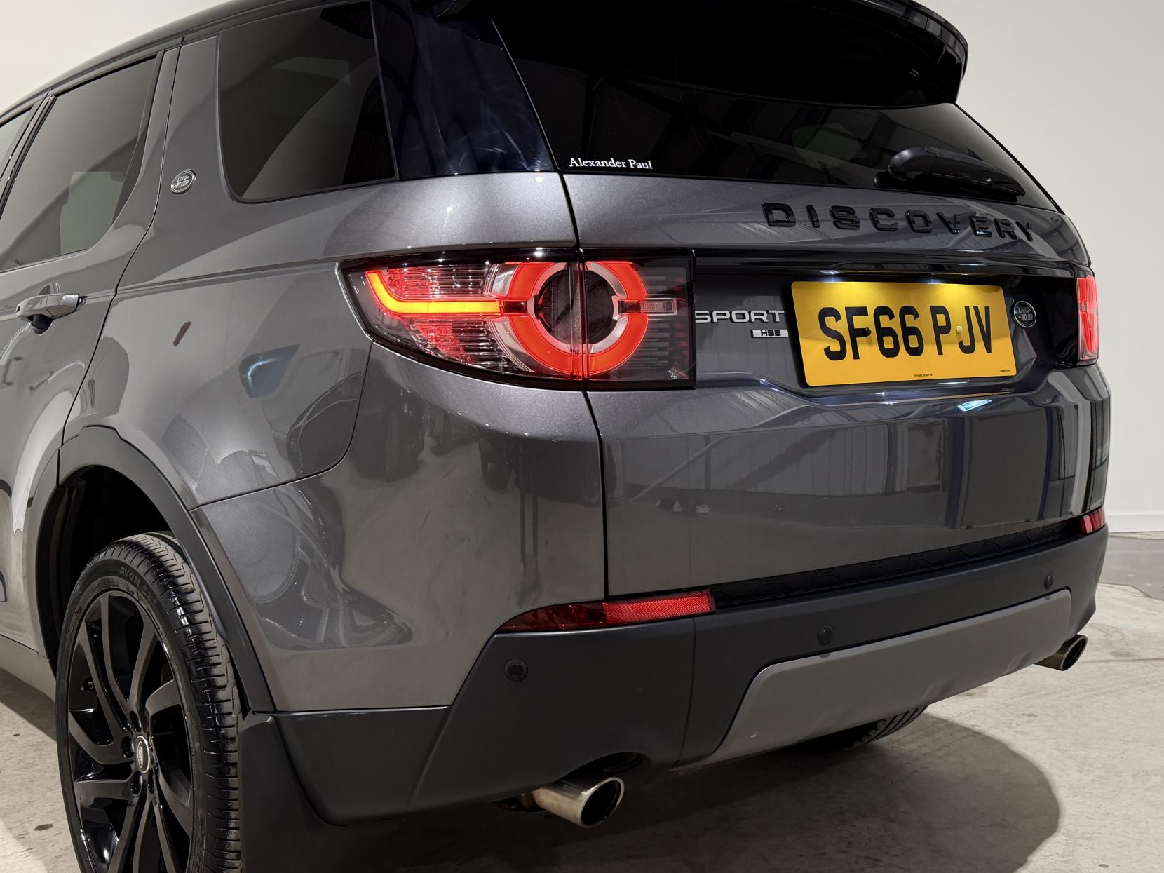 Land Rover Discovery Sport 2.0 TD4 HSE Black SUV 5dr Diesel Auto 4WD Euro 6 (s/s) (180 ps)