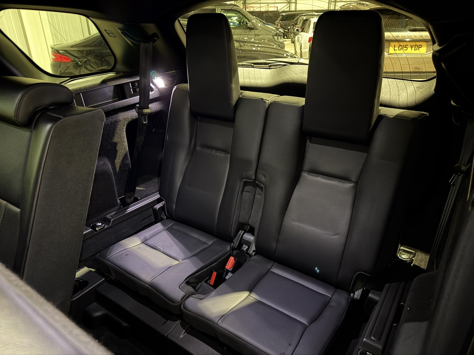 Land Rover Discovery Sport 2.0 TD4 HSE Black SUV 5dr Diesel Auto 4WD Euro 6 (s/s) (180 ps)