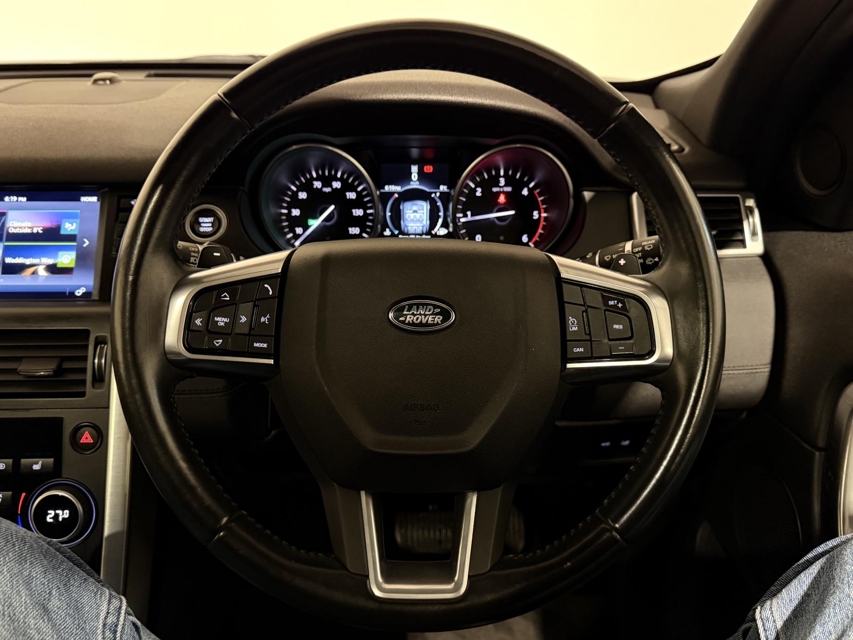 Land Rover Discovery Sport 2.0 TD4 HSE Black SUV 5dr Diesel Auto 4WD Euro 6 (s/s) (180 ps)