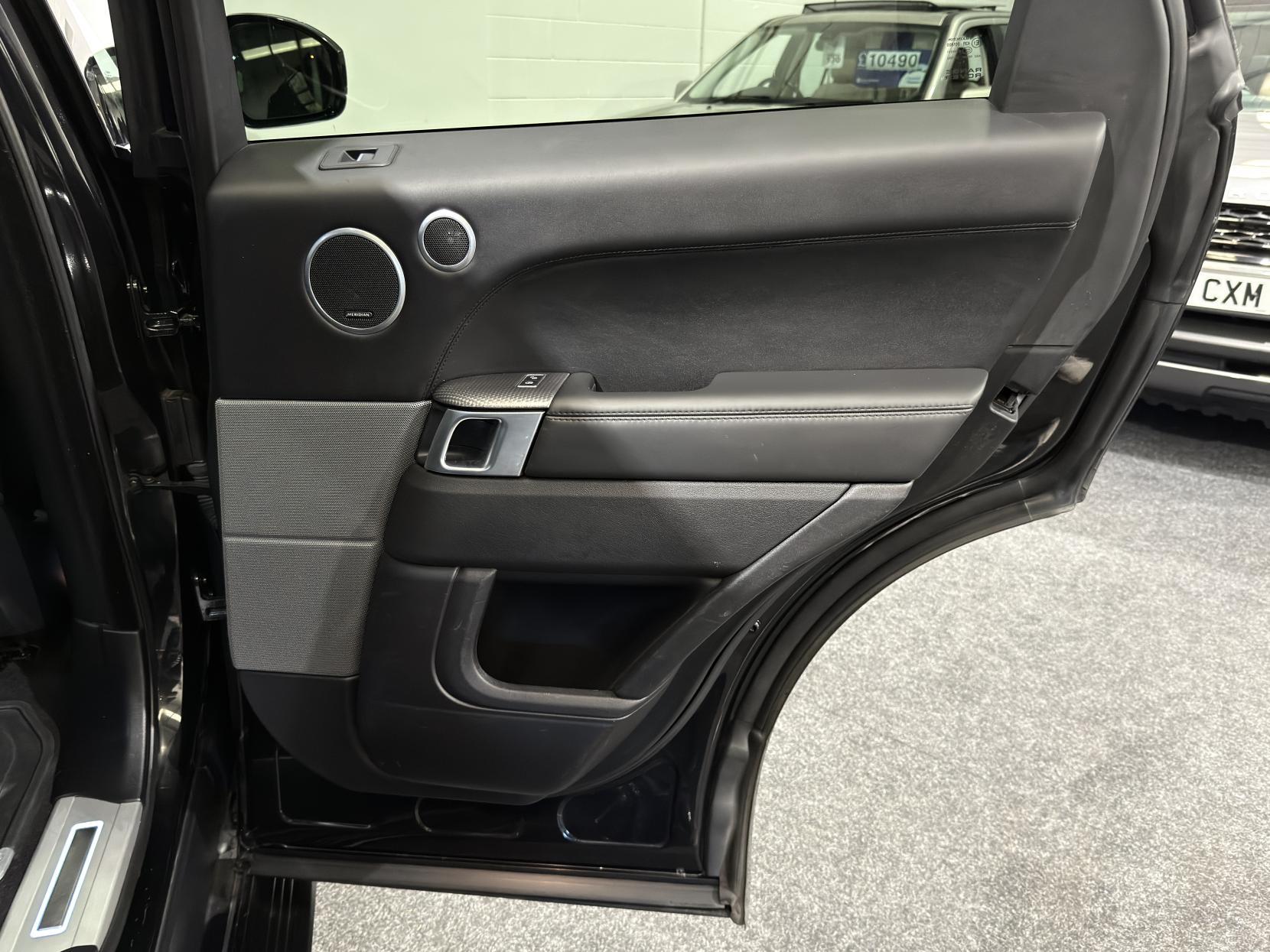 Land Rover Range Rover Sport 5.0 V8 SVR SUV 5dr Petrol Auto 4WD Euro 6 (s/s) (550 ps)