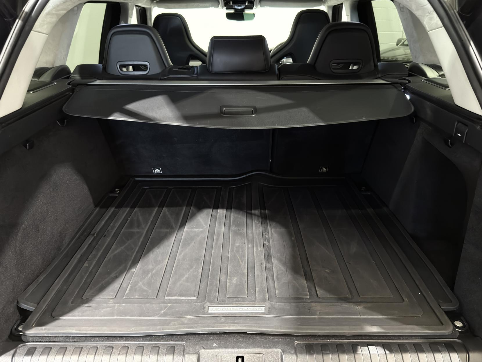 Land Rover Range Rover Sport 5.0 V8 SVR SUV 5dr Petrol Auto 4WD Euro 6 (s/s) (550 ps)