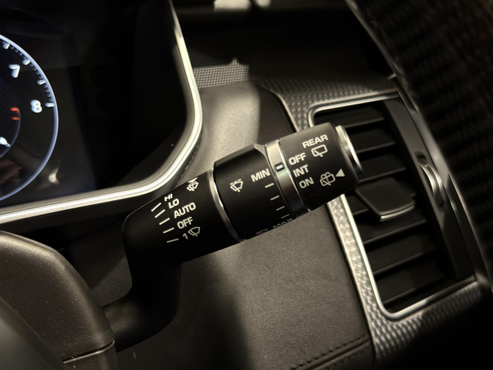 Land Rover Range Rover Sport 5.0 V8 SVR SUV 5dr Petrol Auto 4WD Euro 6 (s/s) (550 ps)