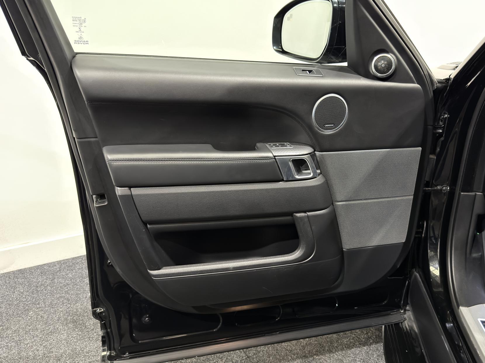 Land Rover Range Rover Sport 5.0 V8 SVR SUV 5dr Petrol Auto 4WD Euro 6 (s/s) (550 ps)