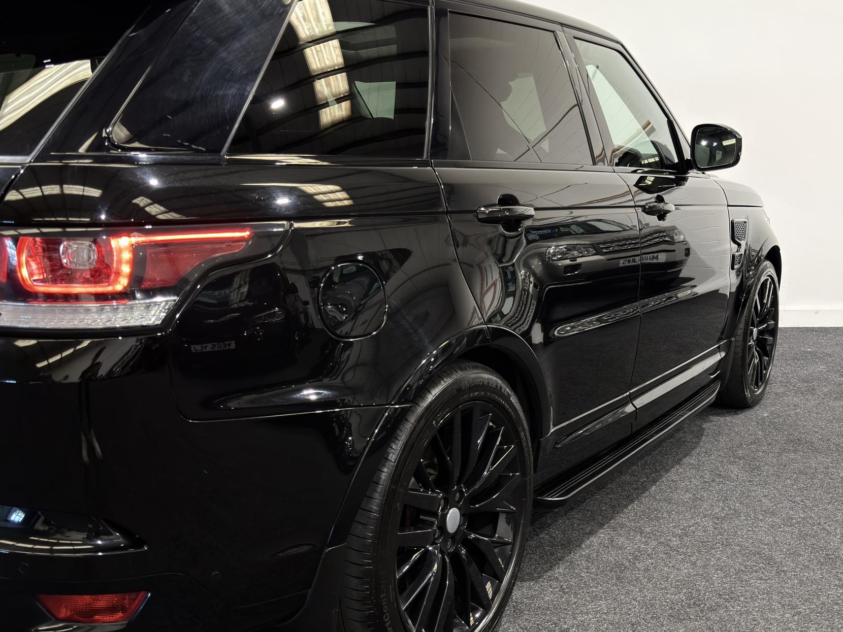 Land Rover Range Rover Sport 5.0 V8 SVR SUV 5dr Petrol Auto 4WD Euro 6 (s/s) (550 ps)