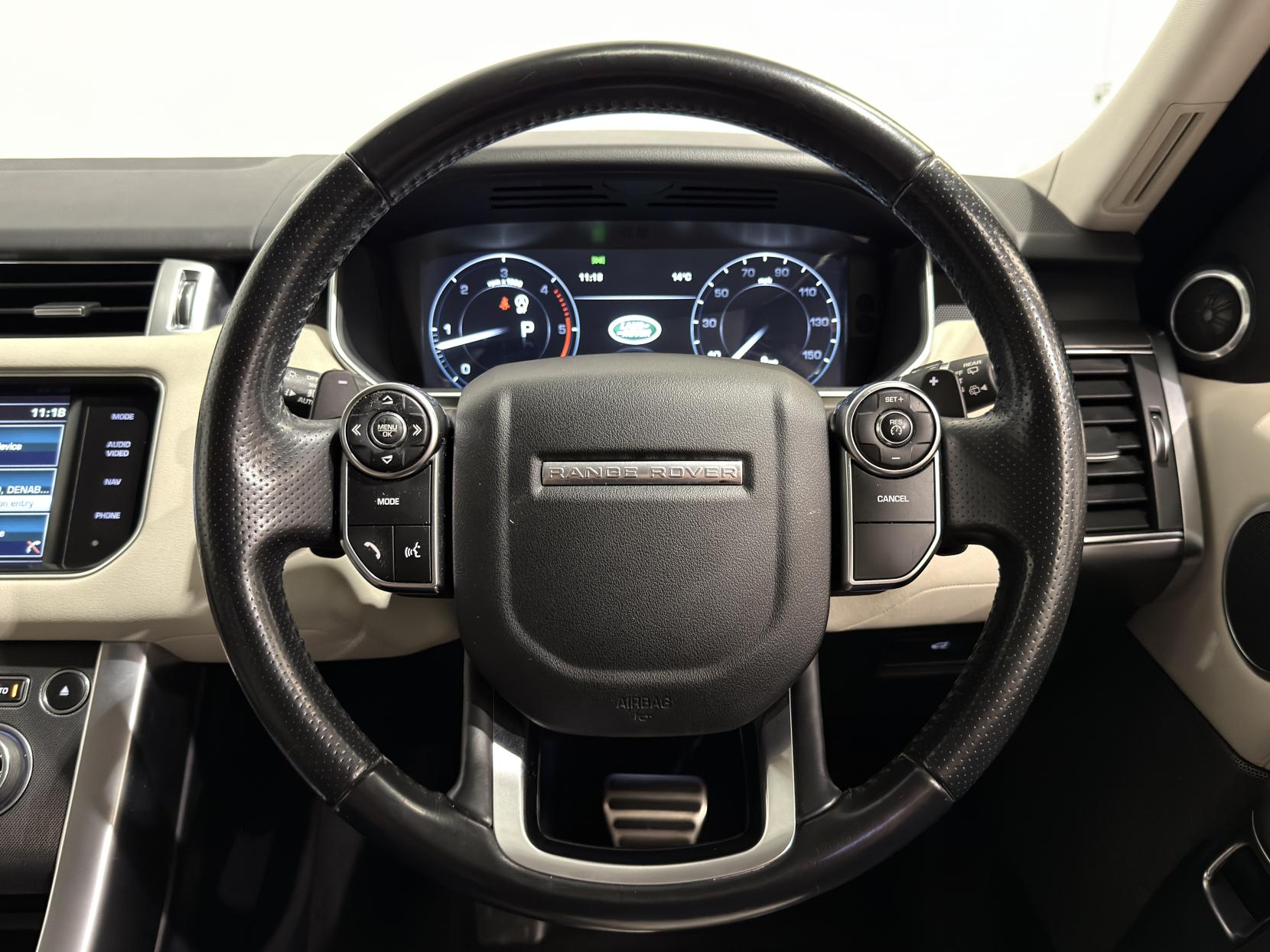 Land Rover Range Rover Sport 3.0 SD V6 HSE Dynamic SUV 5dr Diesel Auto 4WD Euro 5 (s/s) (306 ps)