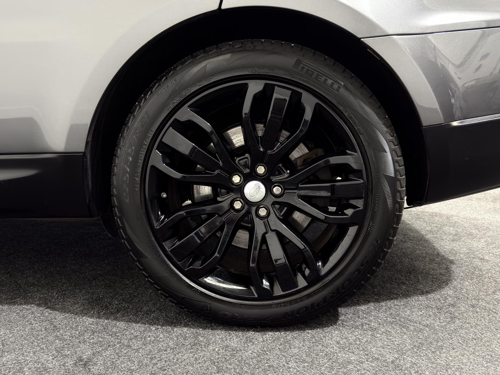 Land Rover Range Rover Sport 3.0 SD V6 HSE Dynamic SUV 5dr Diesel Auto 4WD Euro 5 (s/s) (306 ps)